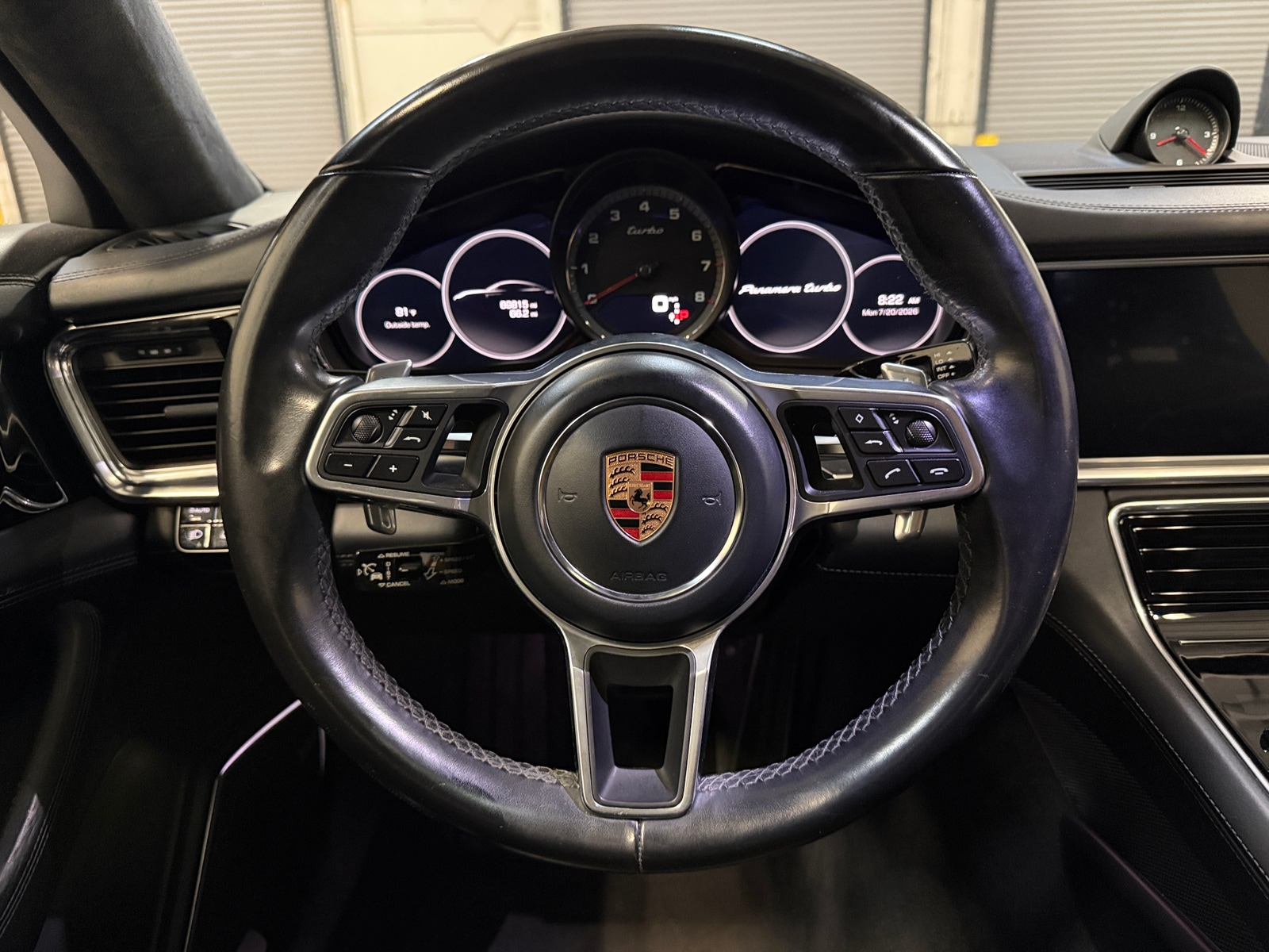 Thumbnail: 2018 Porsche Panamera - 4