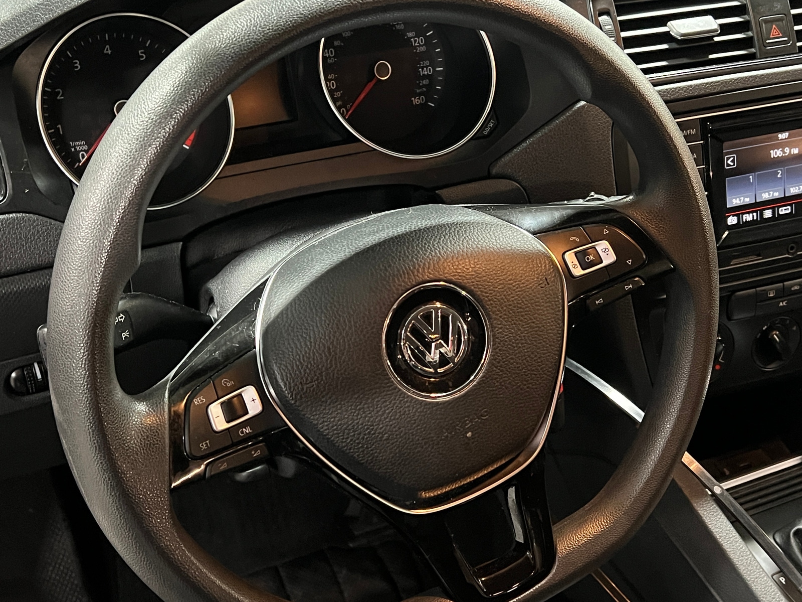 Thumbnail: 2016 Volkswagen Jetta - 5