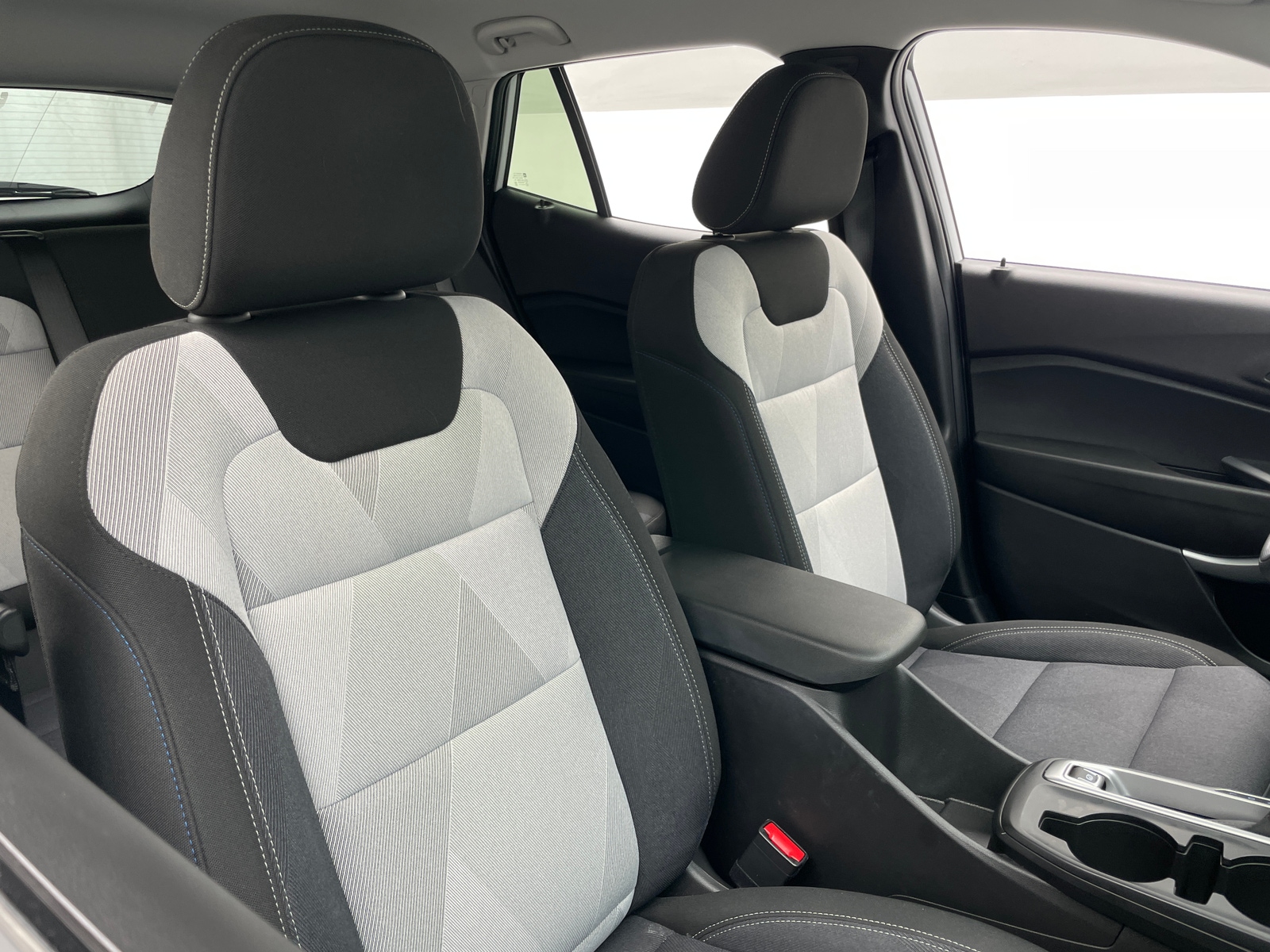 Thumbnail: 2026 Chevrolet Trax - 2