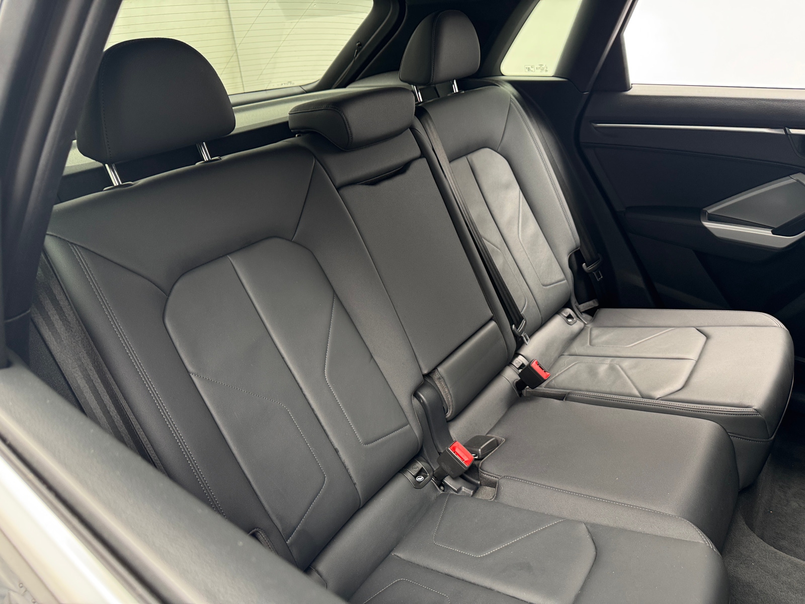 Thumbnail: 2022 Audi Q3 - 5