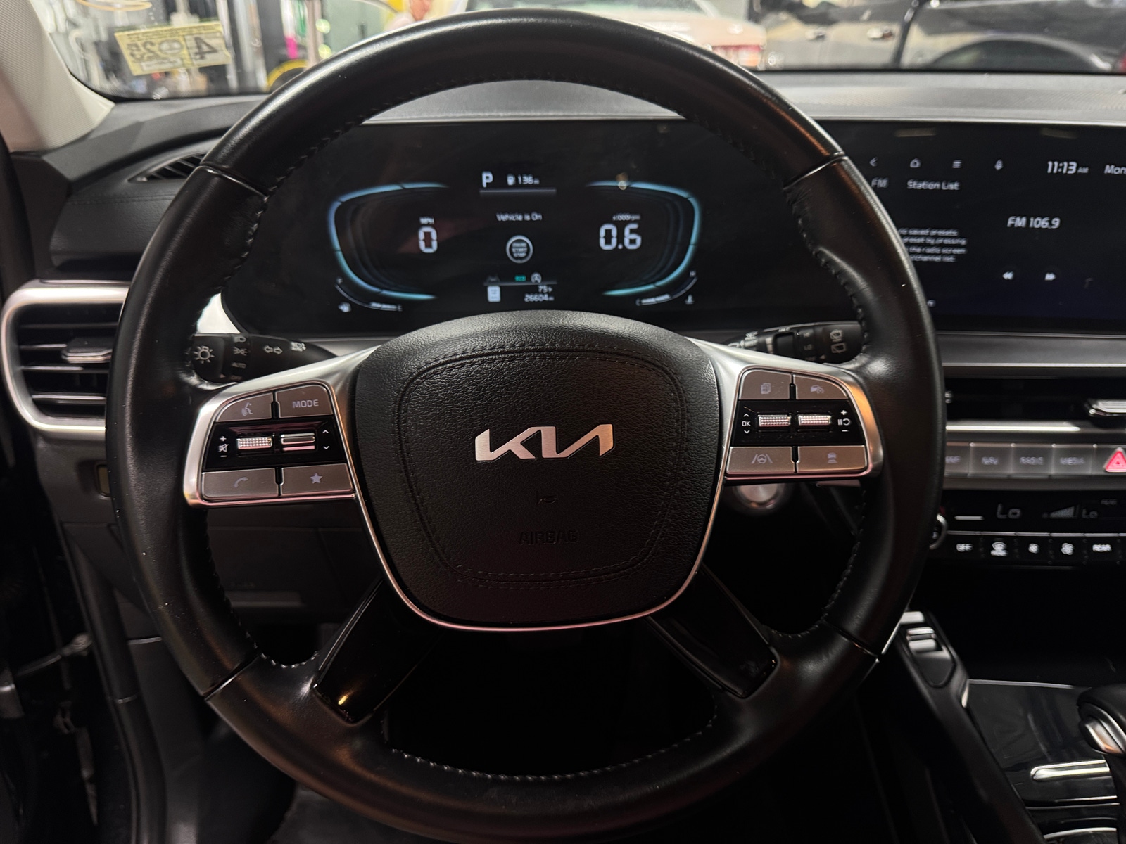 Thumbnail: 2024 Kia Telluride - 4