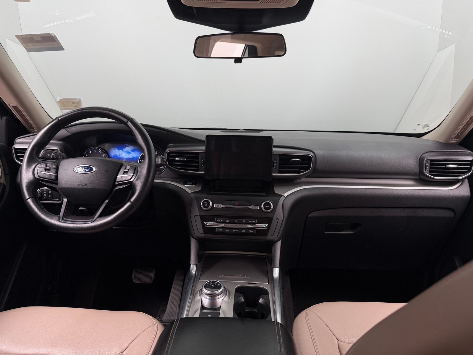 Thumbnail: 2020 Ford Explorer - 2