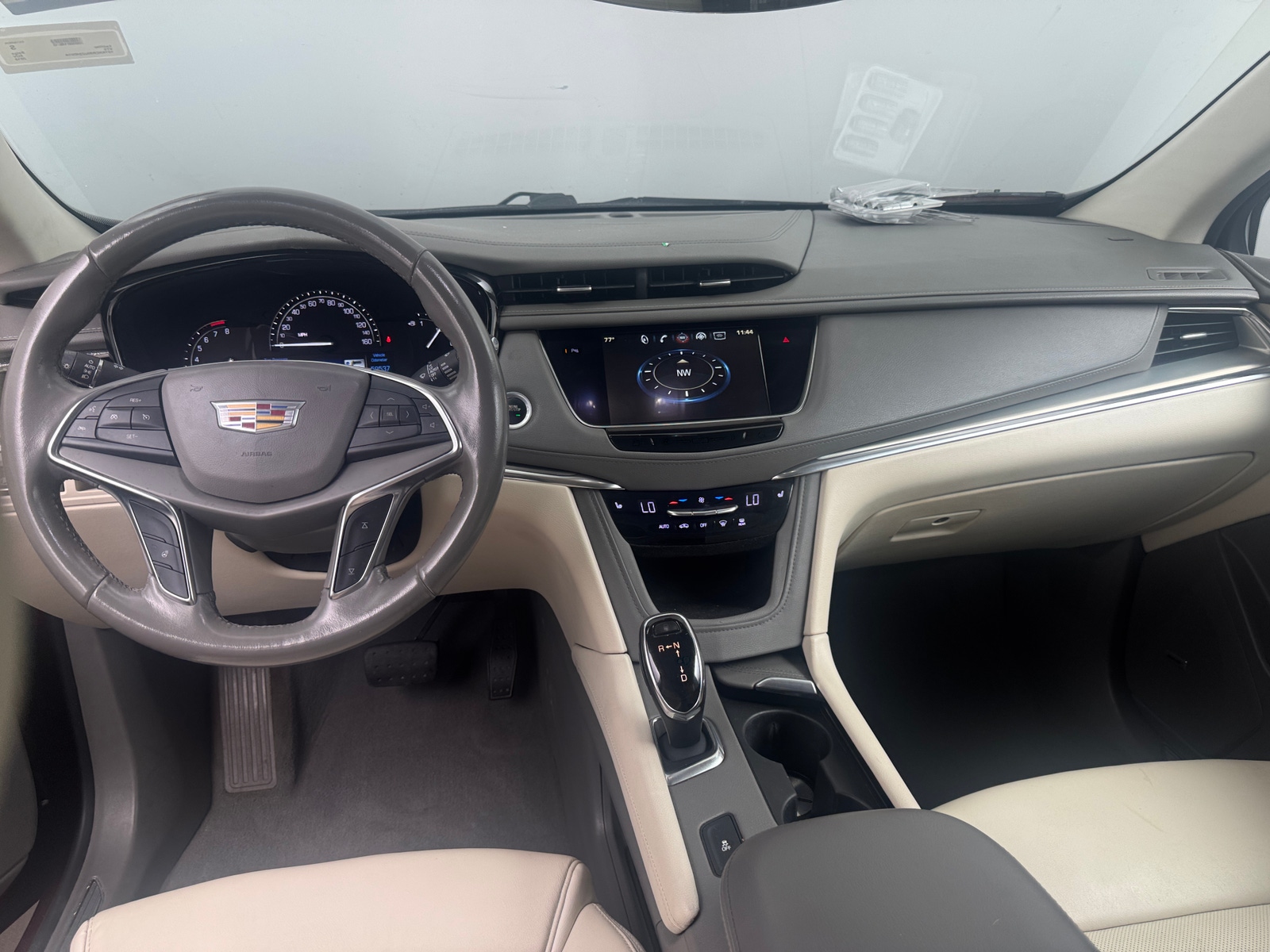 Thumbnail: 2018 Cadillac XT5 - 2