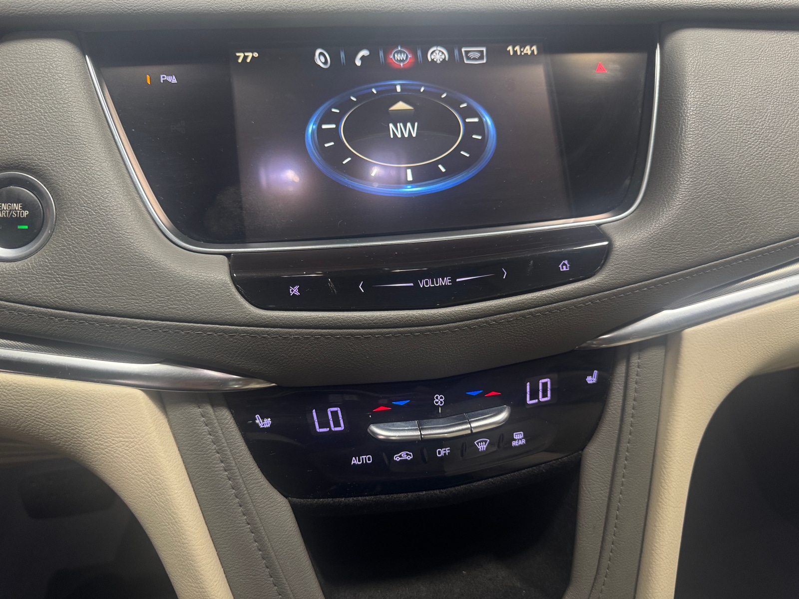 Thumbnail: 2018 Cadillac XT5 - 3