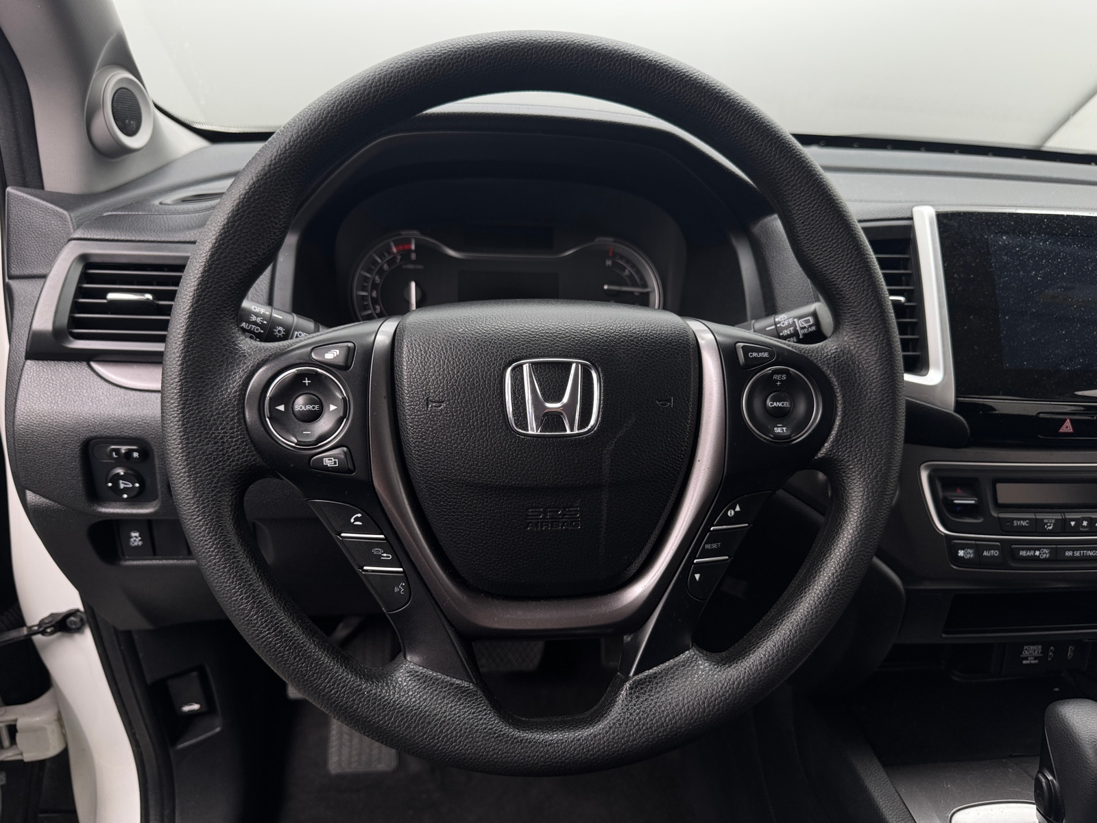 Thumbnail: 2018 Honda Pilot - 5