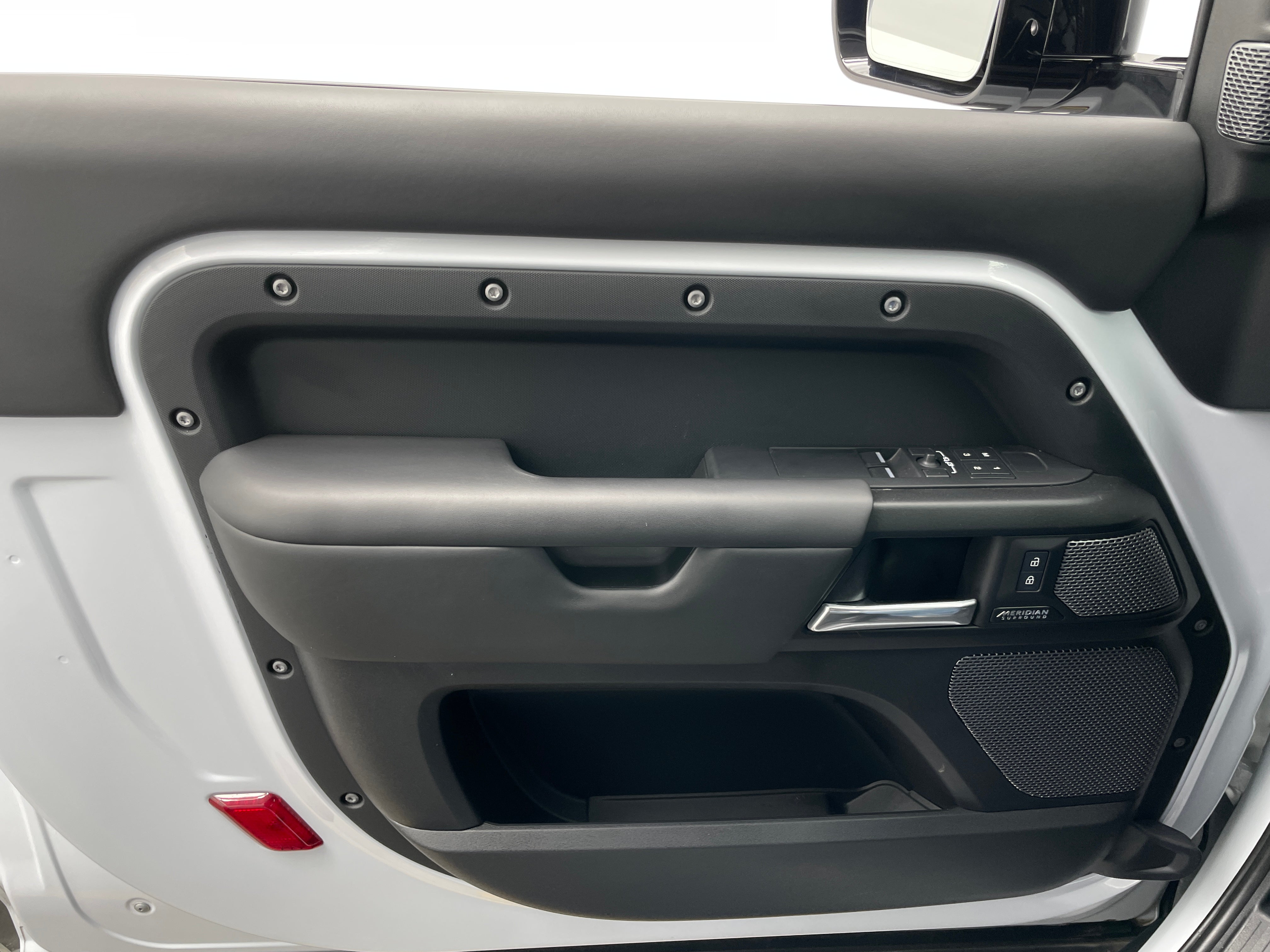 2023 Land Rover Defender
