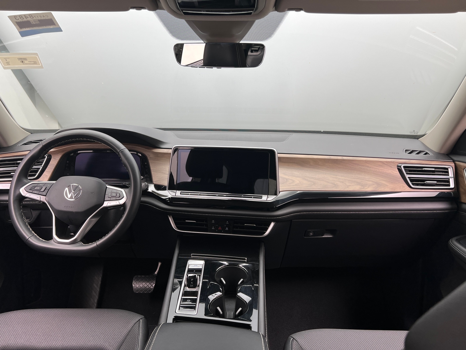 Thumbnail: 2026 Volkswagen Atlas - 2