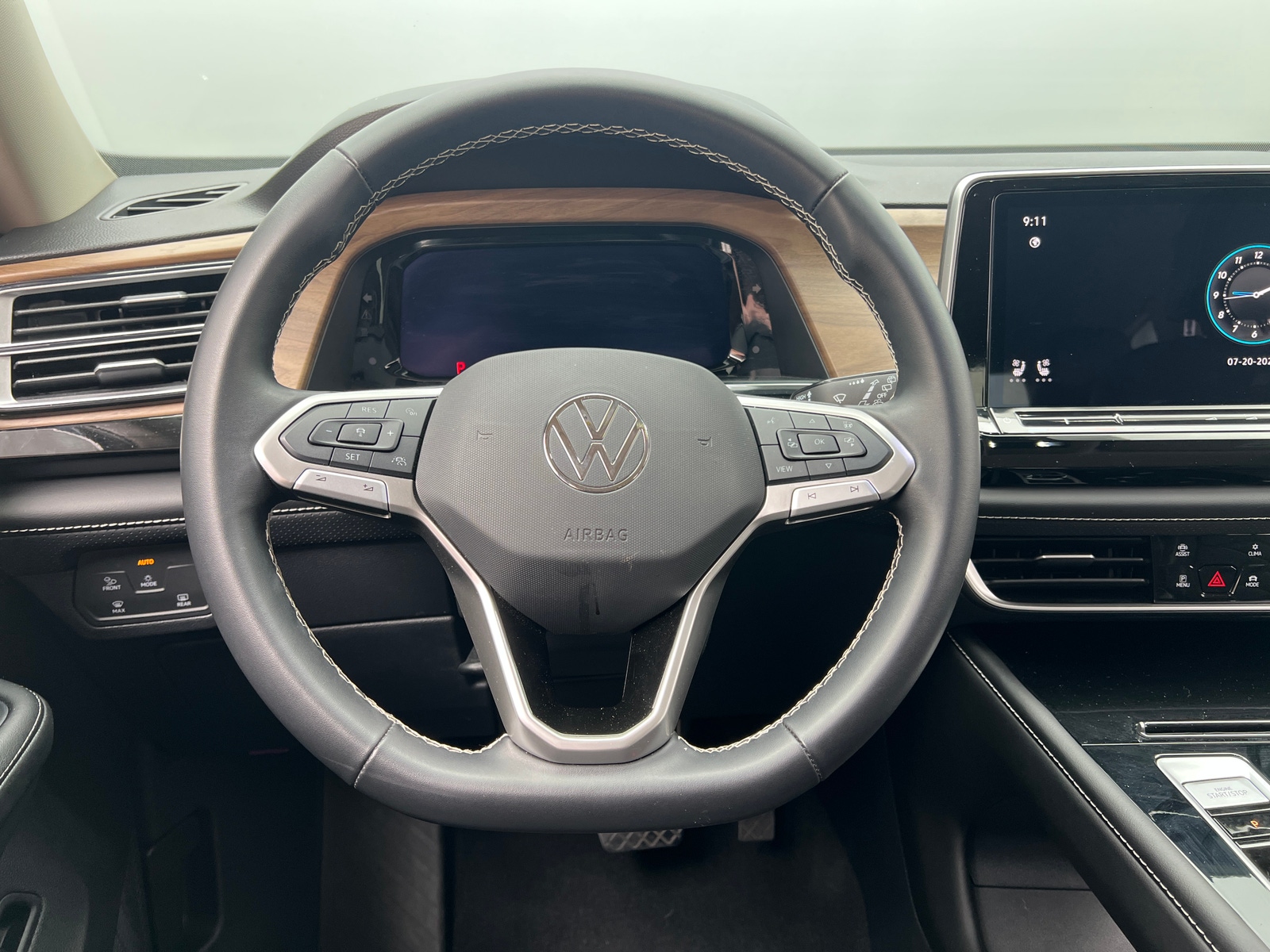 Thumbnail: 2026 Volkswagen Atlas - 4