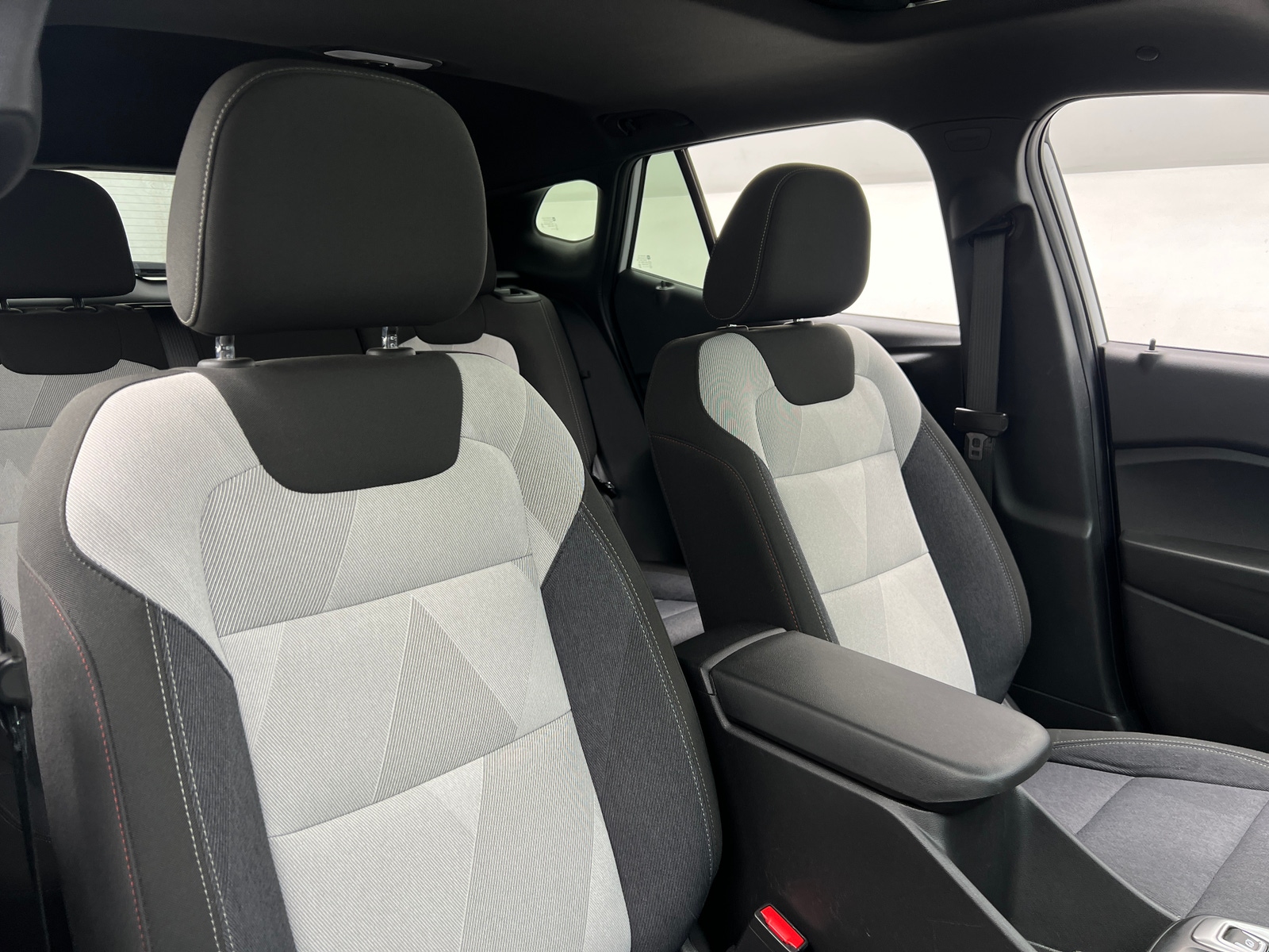 Thumbnail: 2024 Chevrolet Trax - 2