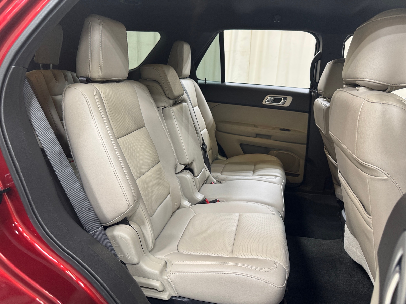 Thumbnail: 2014 Ford Explorer - 5