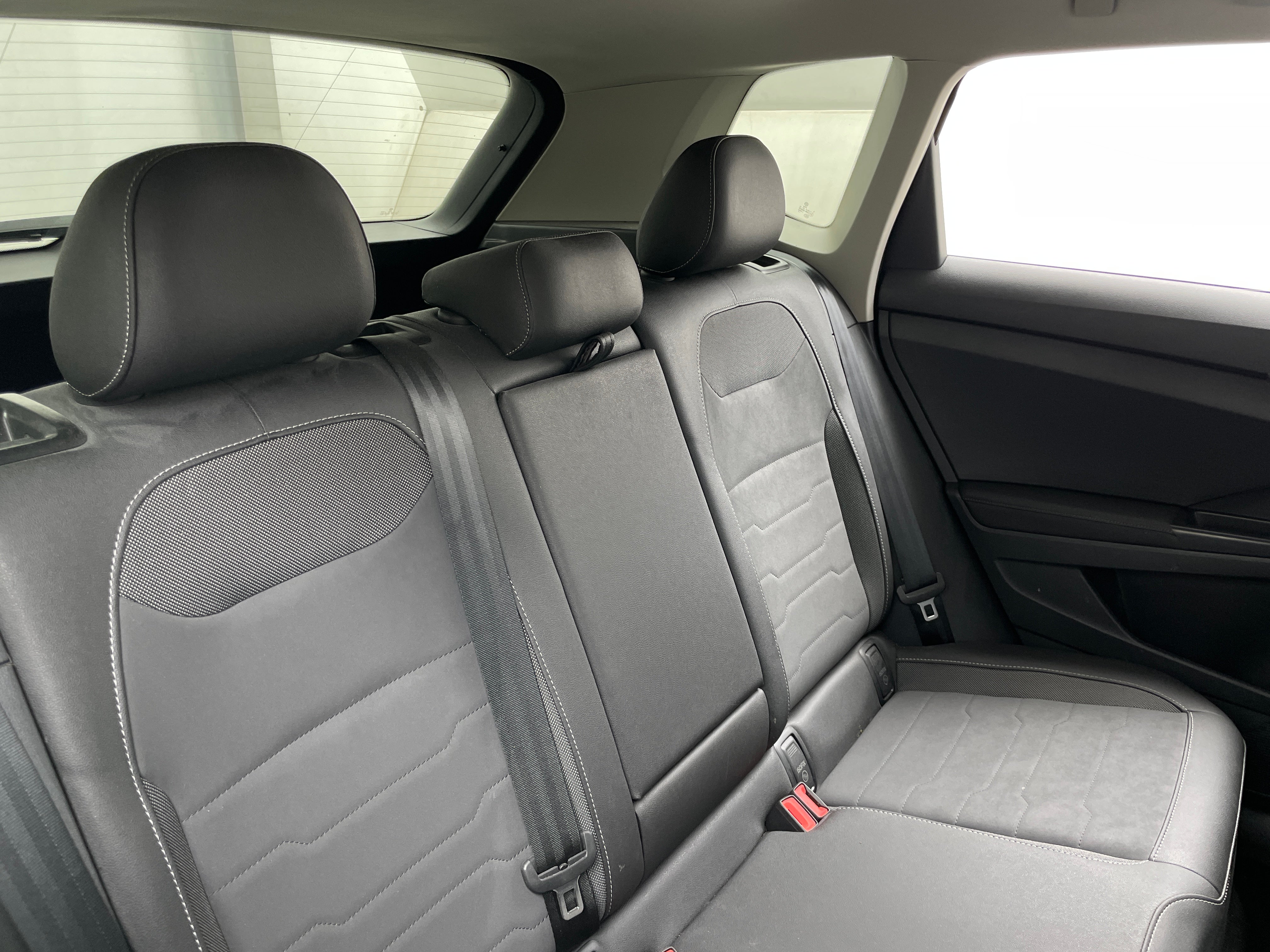 2025 Volkswagen Taos