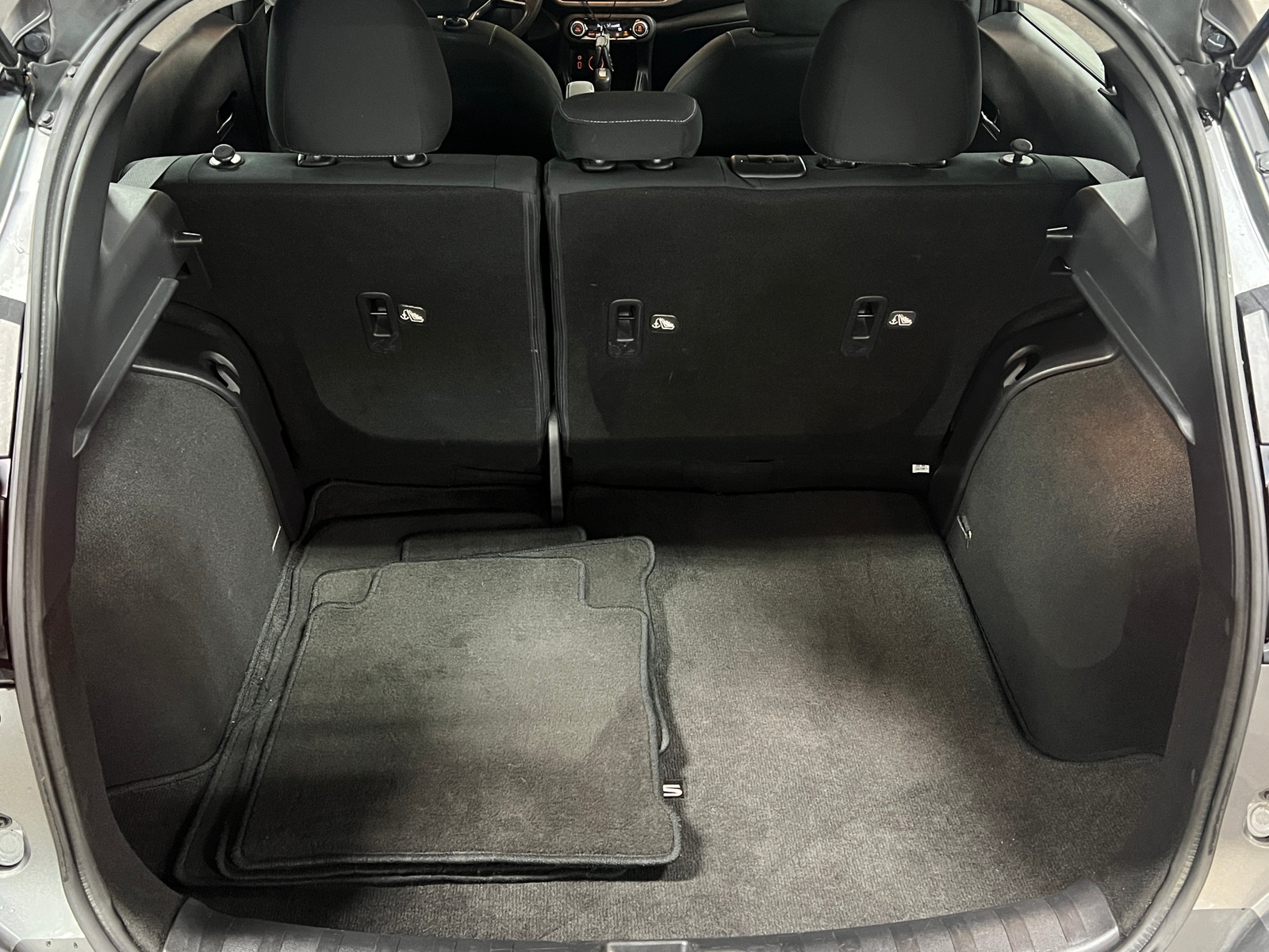 Thumbnail: 2020 Nissan Kicks - 7