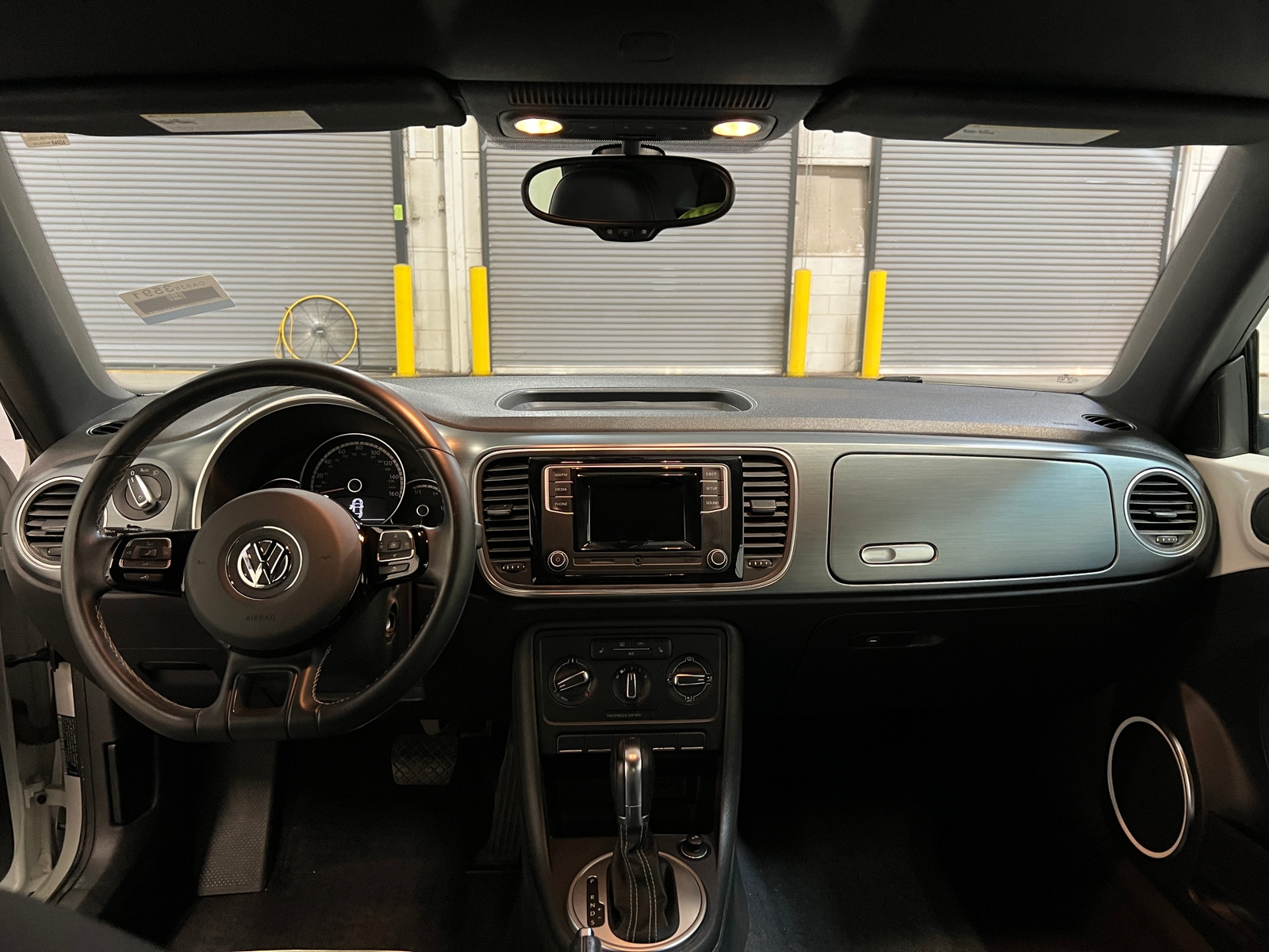 Thumbnail: 2016 Volkswagen Beetle - 2