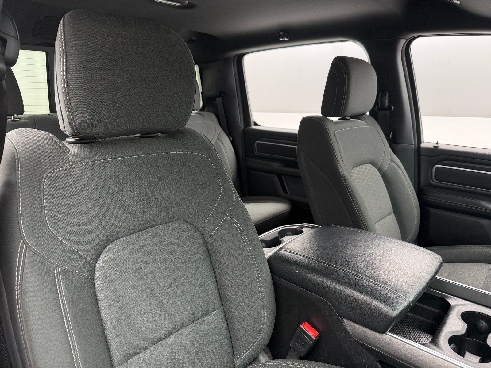 Thumbnail: 2025 RAM 1500 - 2