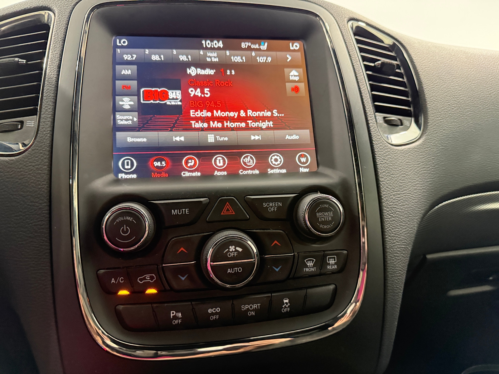 Thumbnail: 2018 Dodge Durango - 3