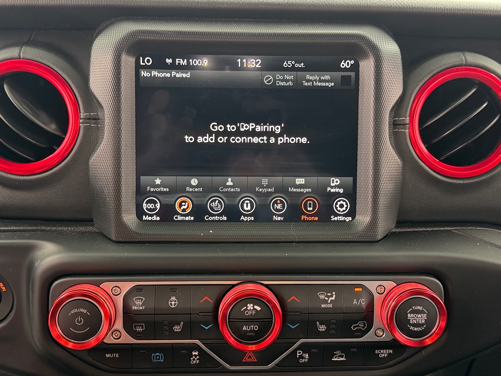 Thumbnail: 2021 Jeep Wrangler - 3