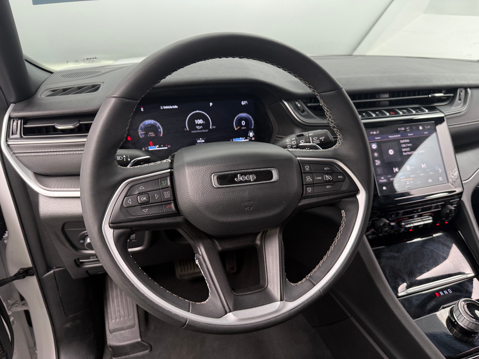 Thumbnail: 2023 Jeep Grand Cherokee - 4