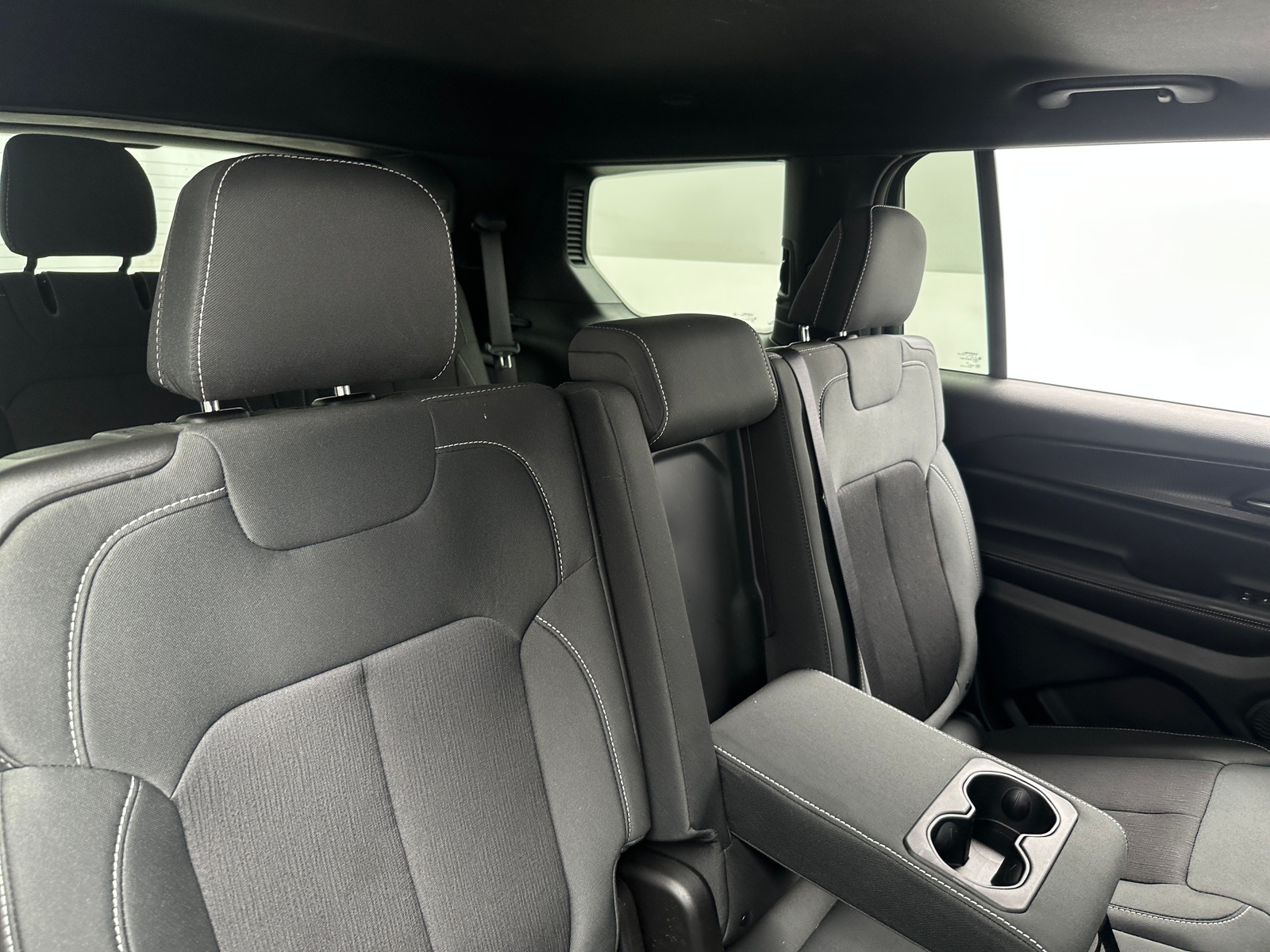 Thumbnail: 2025 Jeep Grand Cherokee L - 6