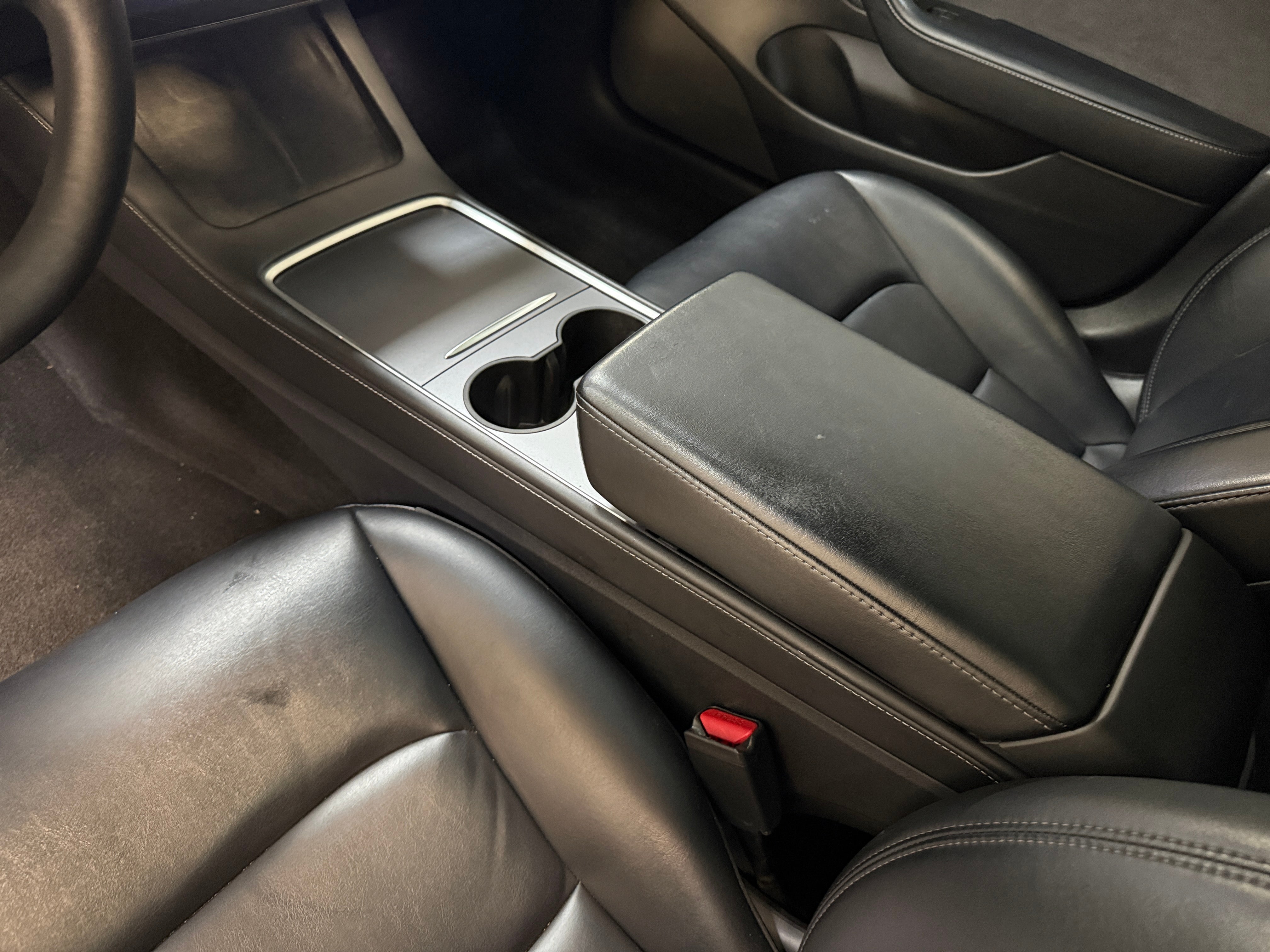 Used 2021 Tesla Model 3 Base with VIN 5YJ3E1EB8MF999165 for sale in Pewaukee, WI