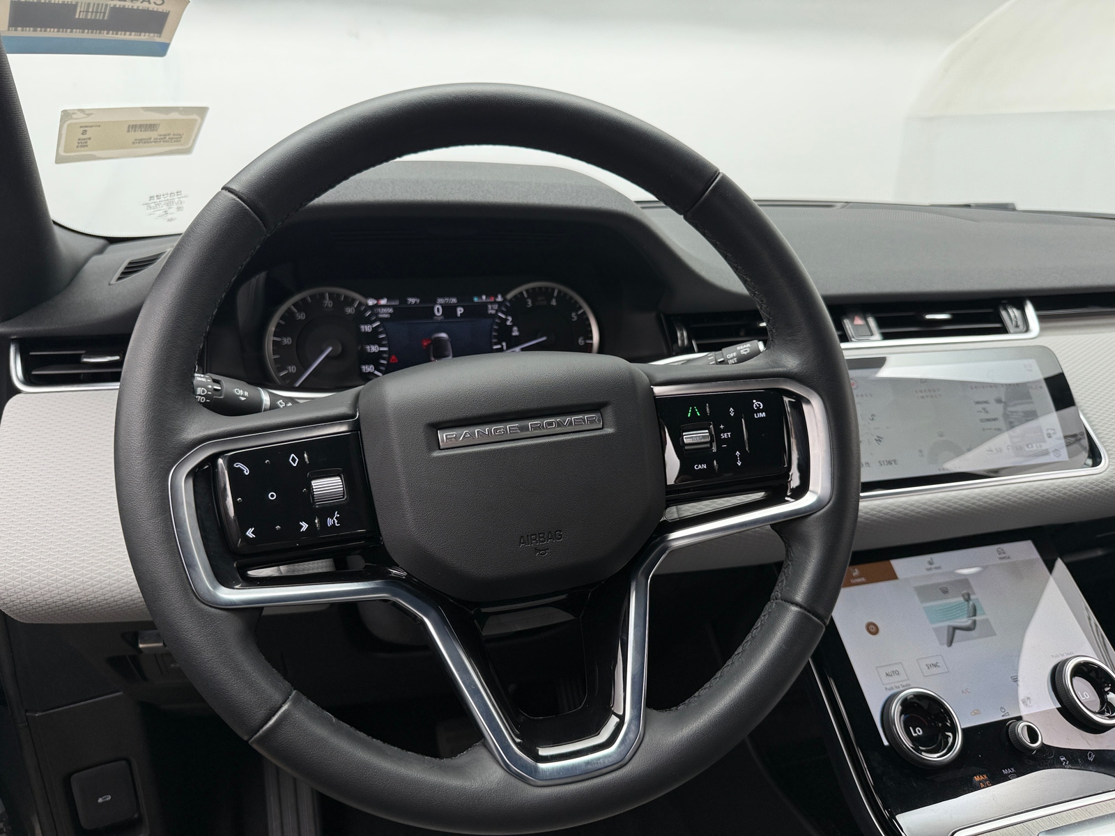Thumbnail: 2023 Land Rover Range Rover Evoque - 4