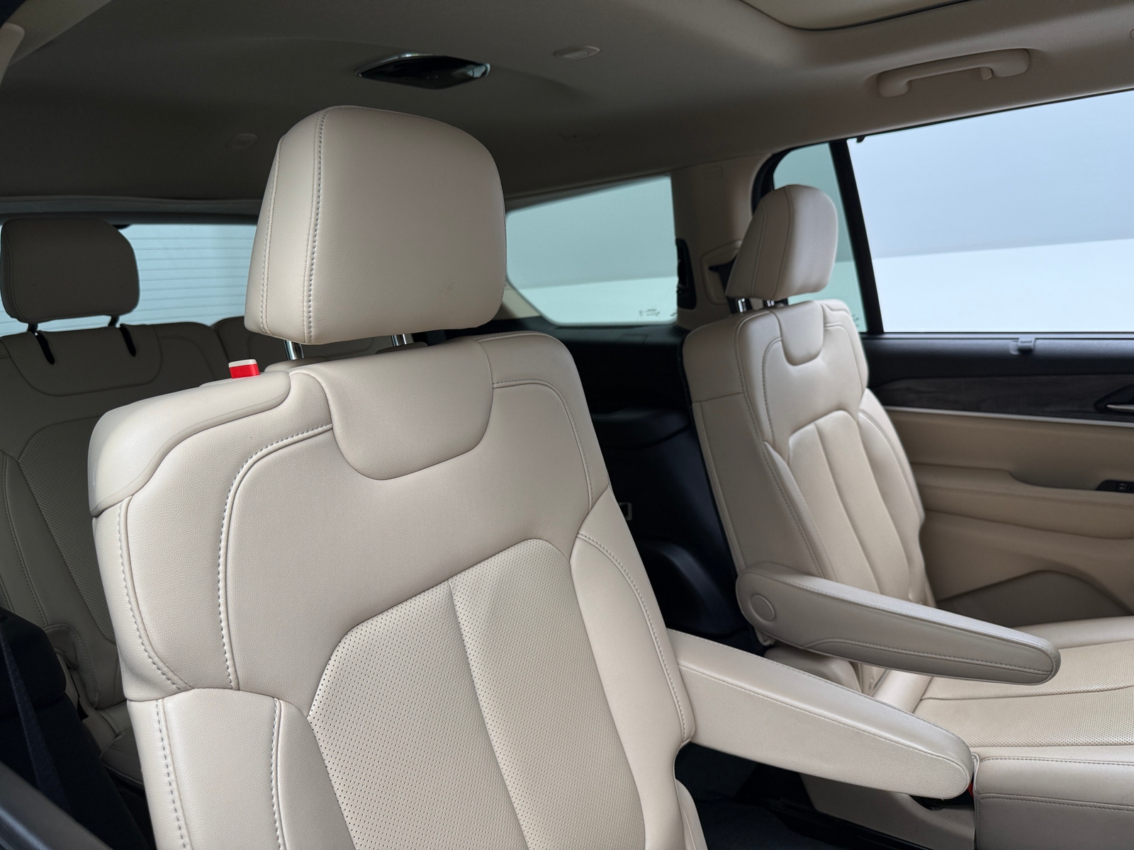 Thumbnail: 2022 Jeep Grand Cherokee L - 5