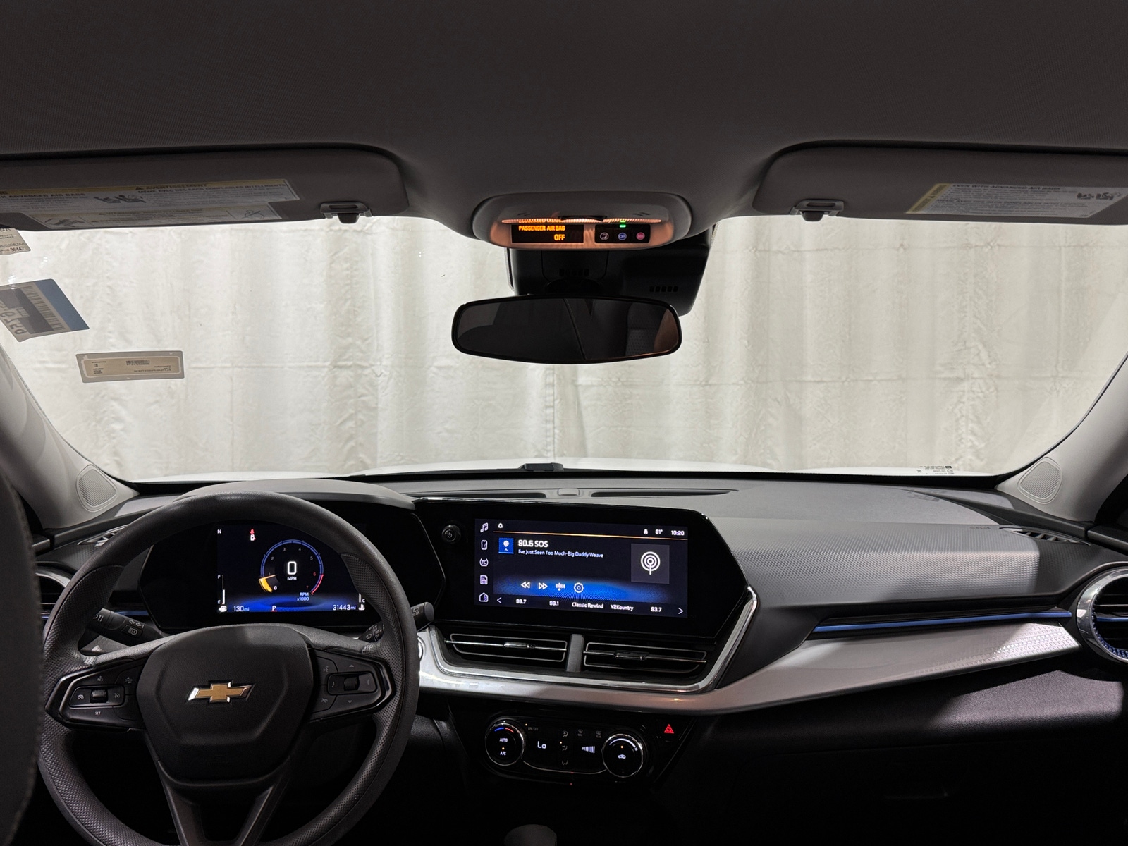 Thumbnail: 2025 Chevrolet Trax - 3