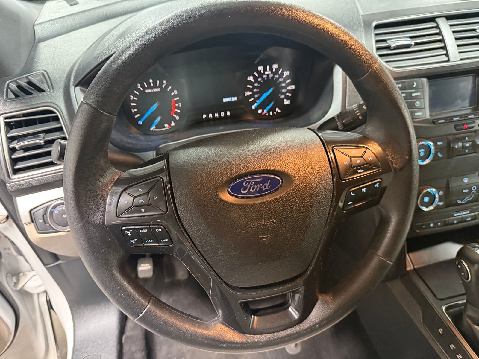 Thumbnail: 2019 Ford Explorer - 5