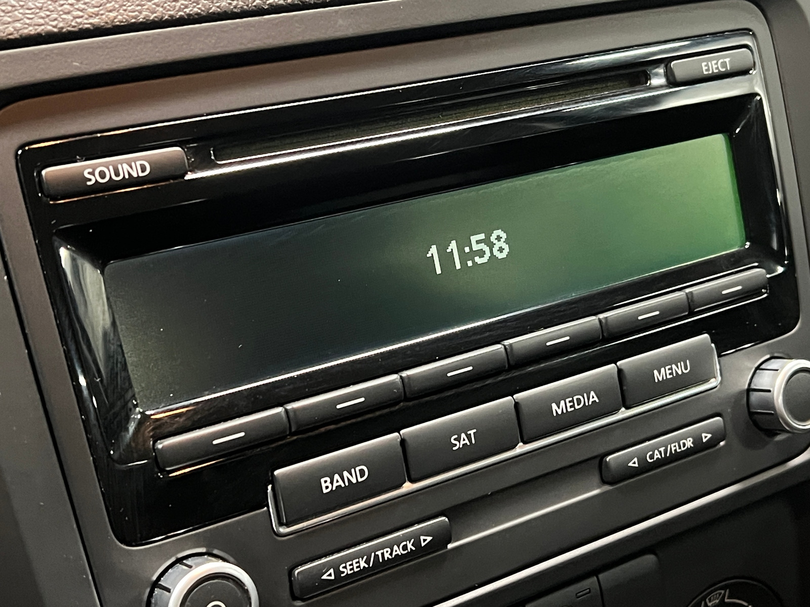 Thumbnail: 2014 Volkswagen Jetta - 4