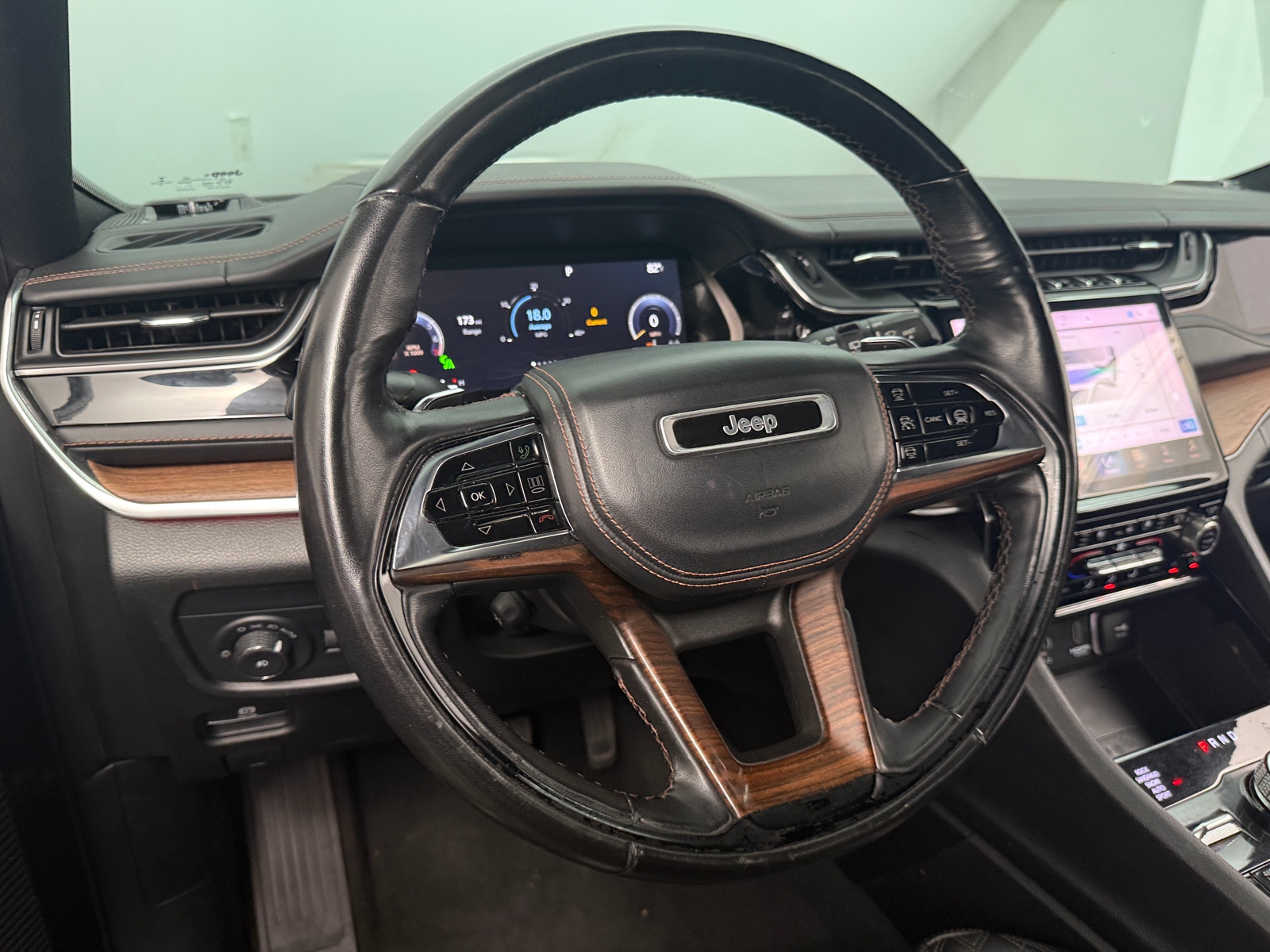 Thumbnail: 2022 Jeep Grand Cherokee - 4