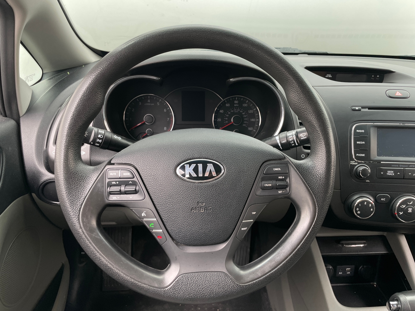 Thumbnail: 2016 Kia Forte - 5