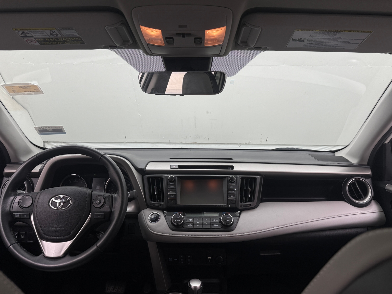 Thumbnail: 2016 Toyota RAV4 - 2