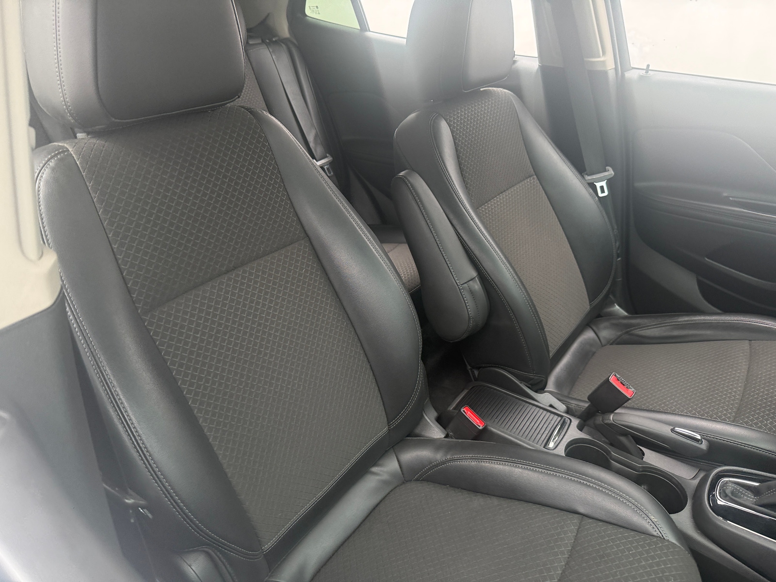 Thumbnail: 2020 Buick Encore - 2