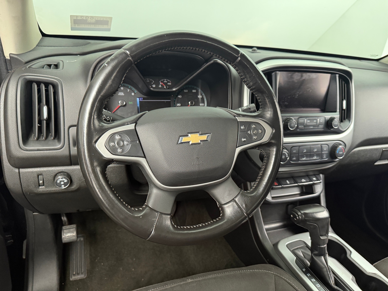 Thumbnail: 2017 Chevrolet Colorado - 5