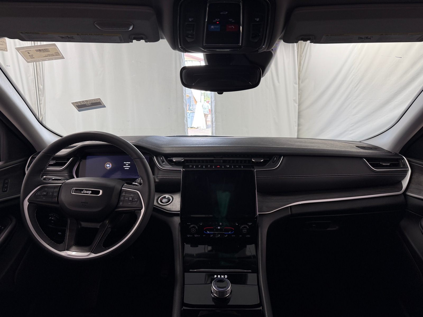 Thumbnail: 2023 Jeep Grand Cherokee L - 2