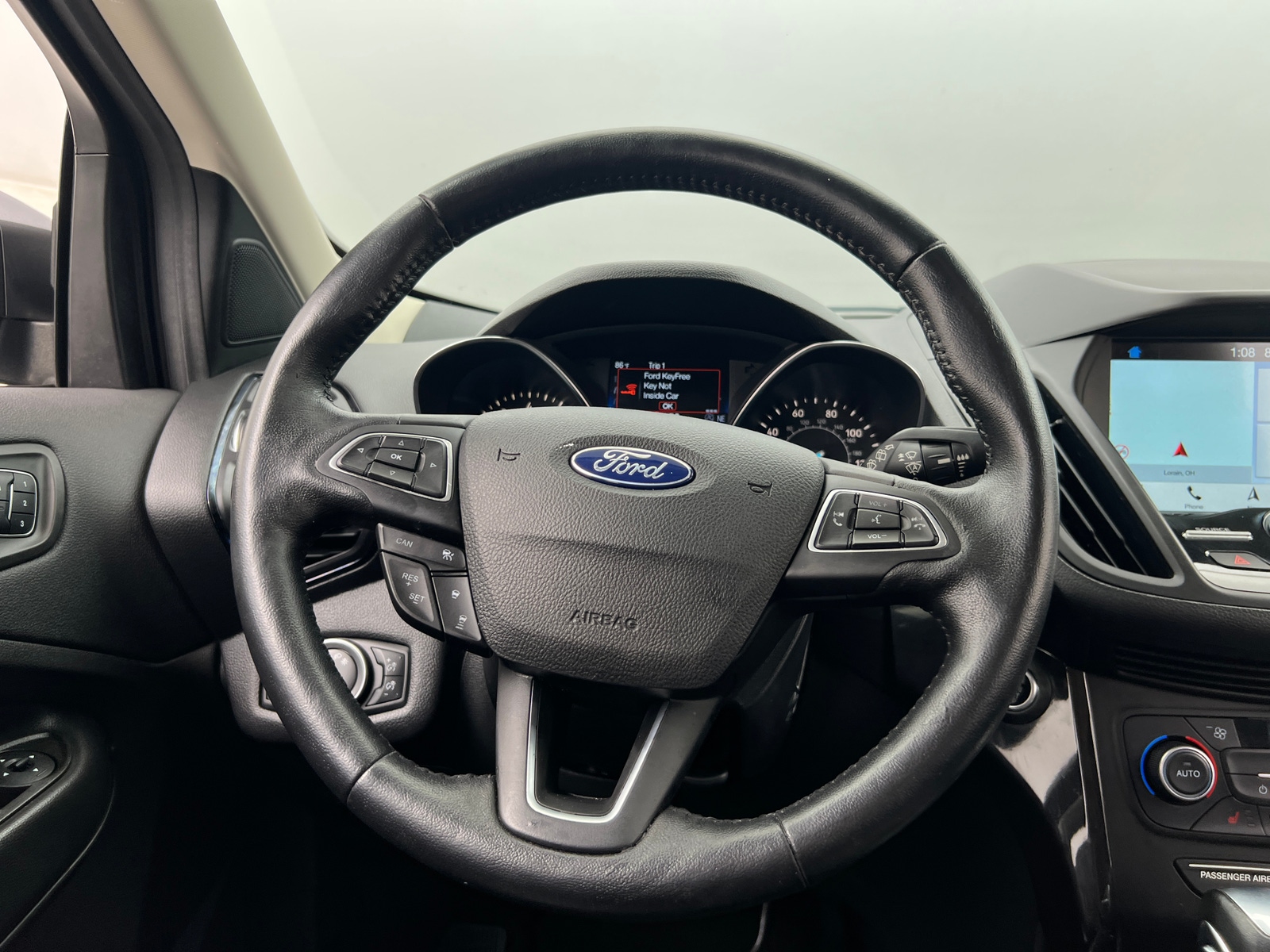 Thumbnail: 2019 Ford Escape - 4