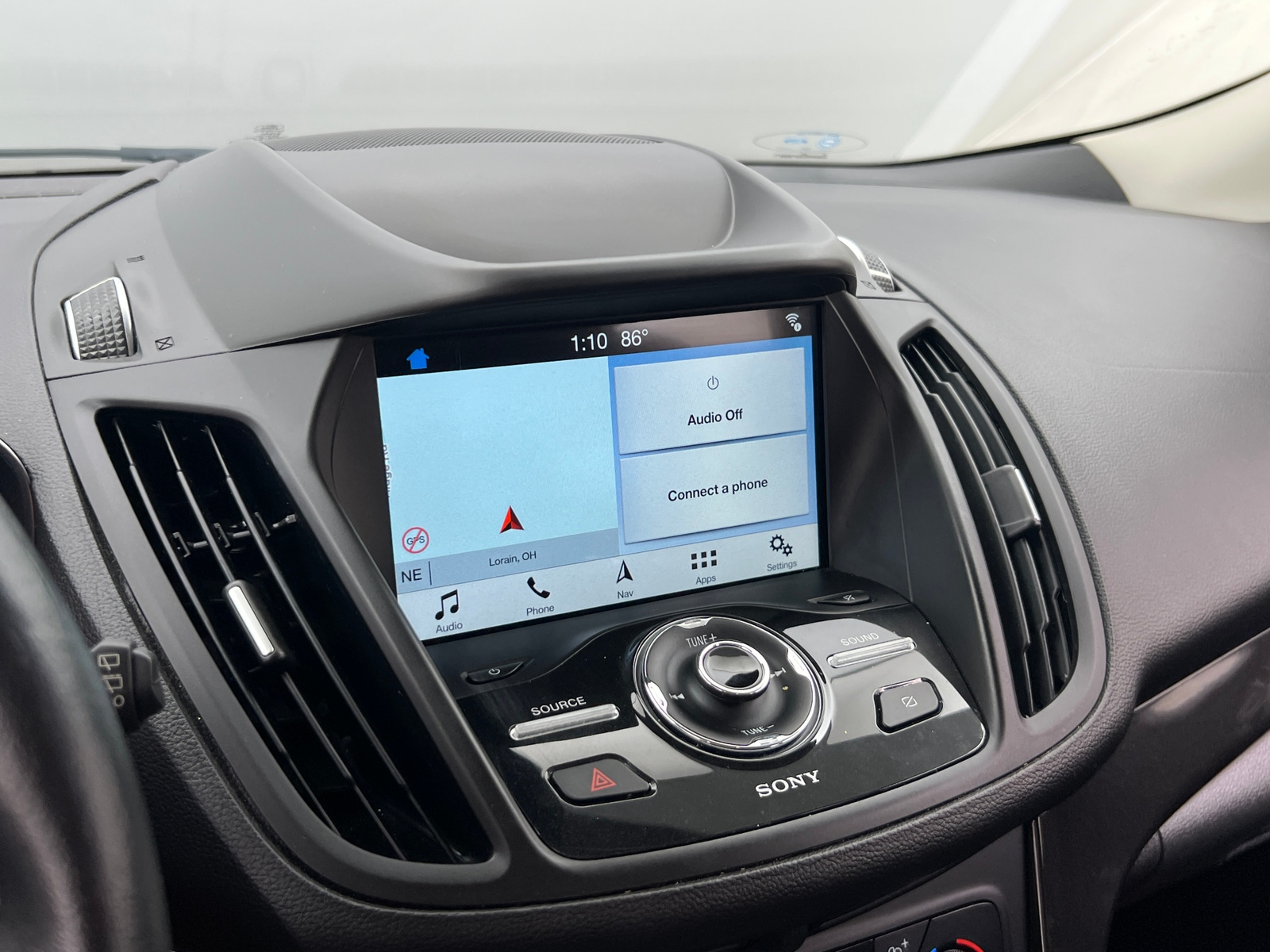 Thumbnail: 2019 Ford Escape - 3