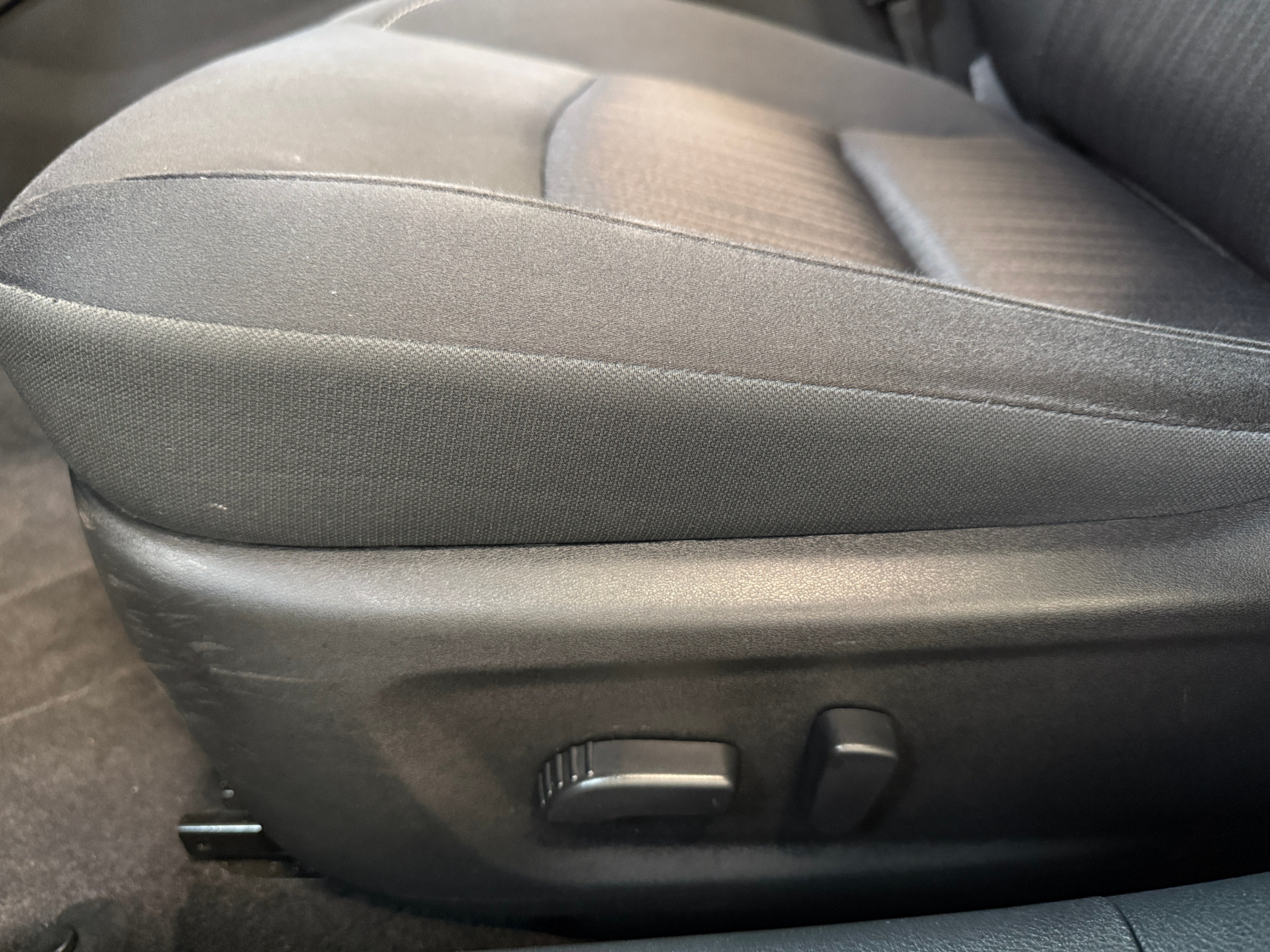 2025 Nissan Altima SV - Photo 10