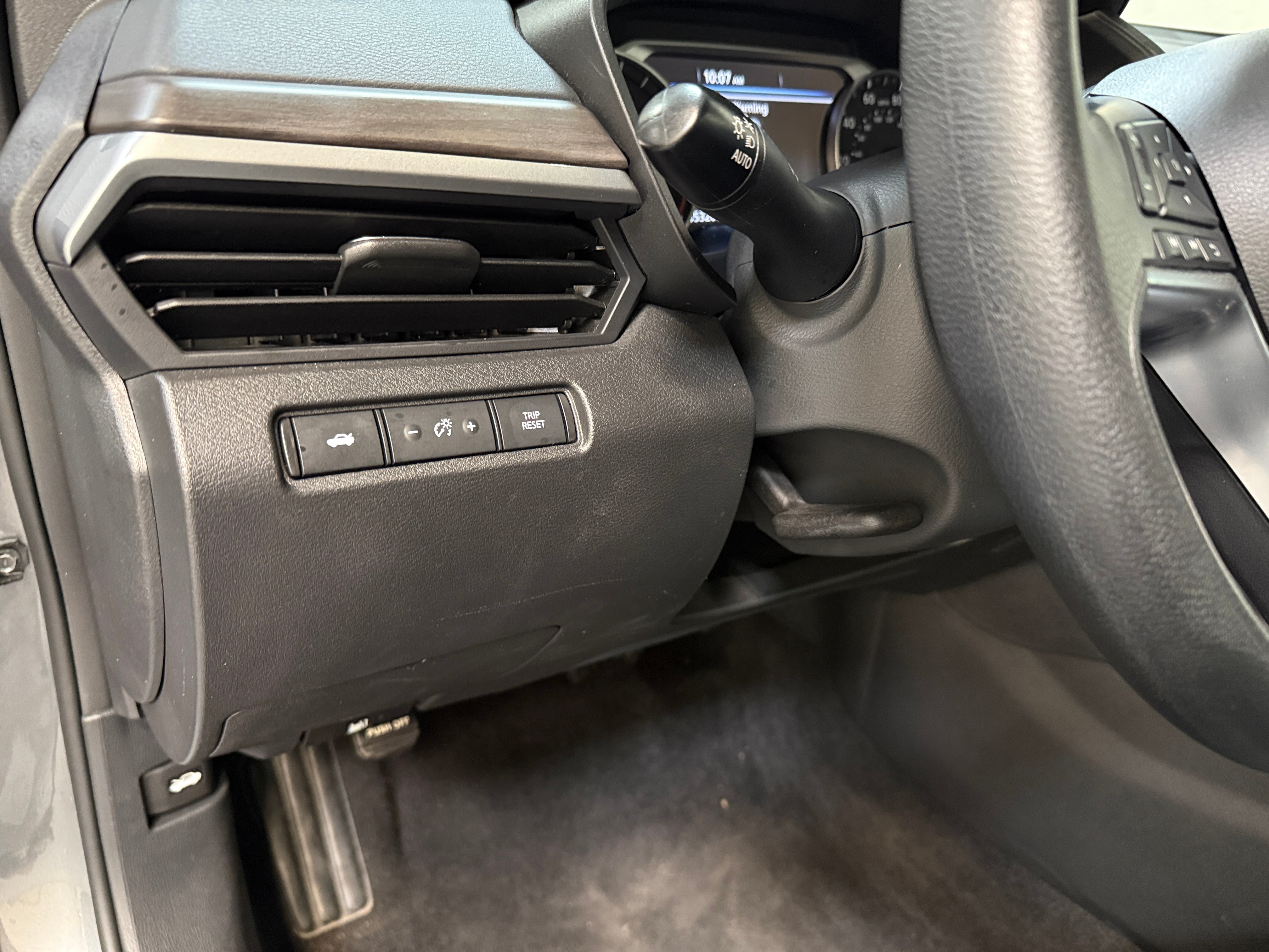 2025 Nissan Altima SV - Photo 9