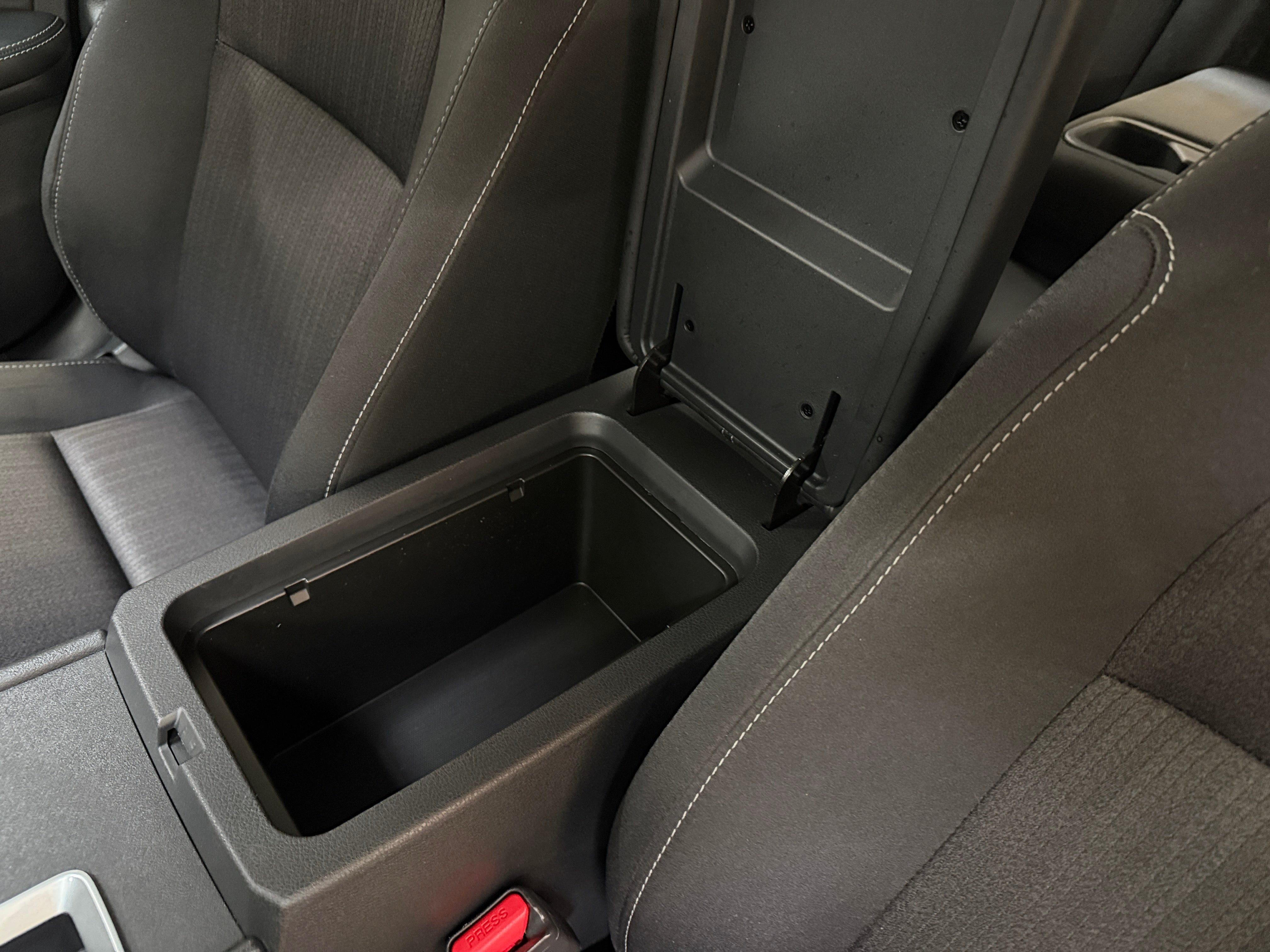 2025 Nissan Altima SV - Photo 14