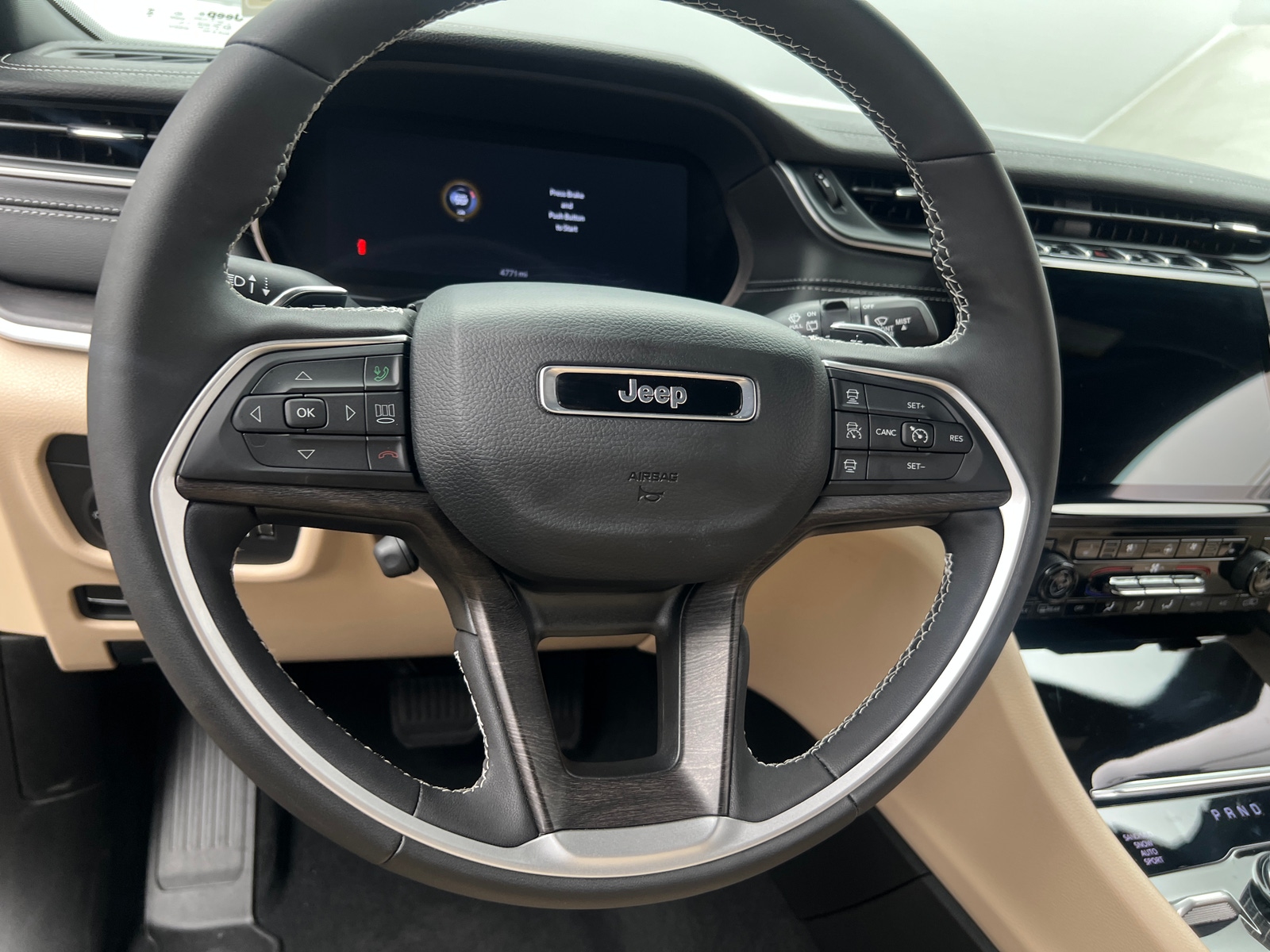 Thumbnail: 2025 Jeep Grand Cherokee L - 4