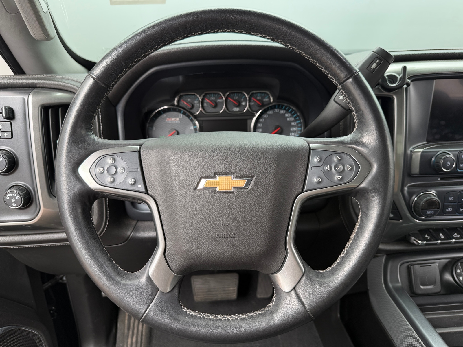 Thumbnail: 2019 Chevrolet Silverado 2500 - 4