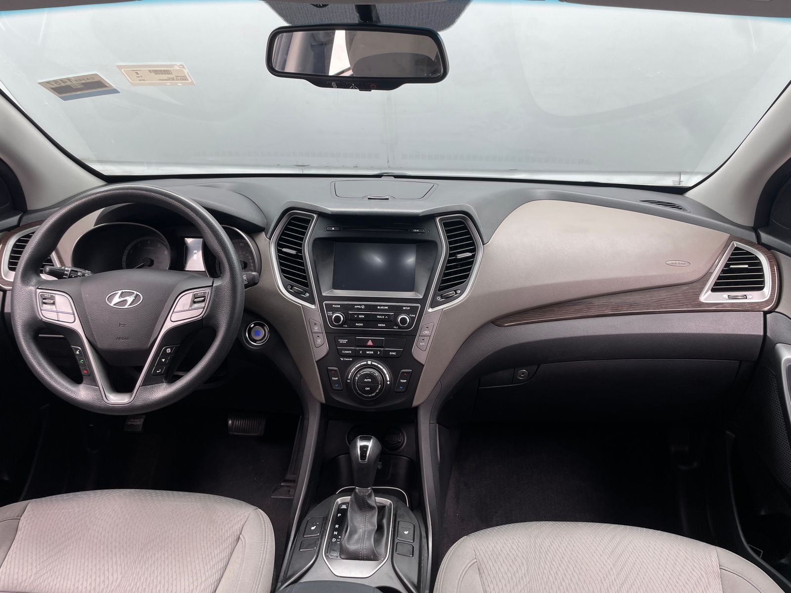 Thumbnail: 2018 Hyundai Santa Fe - 3