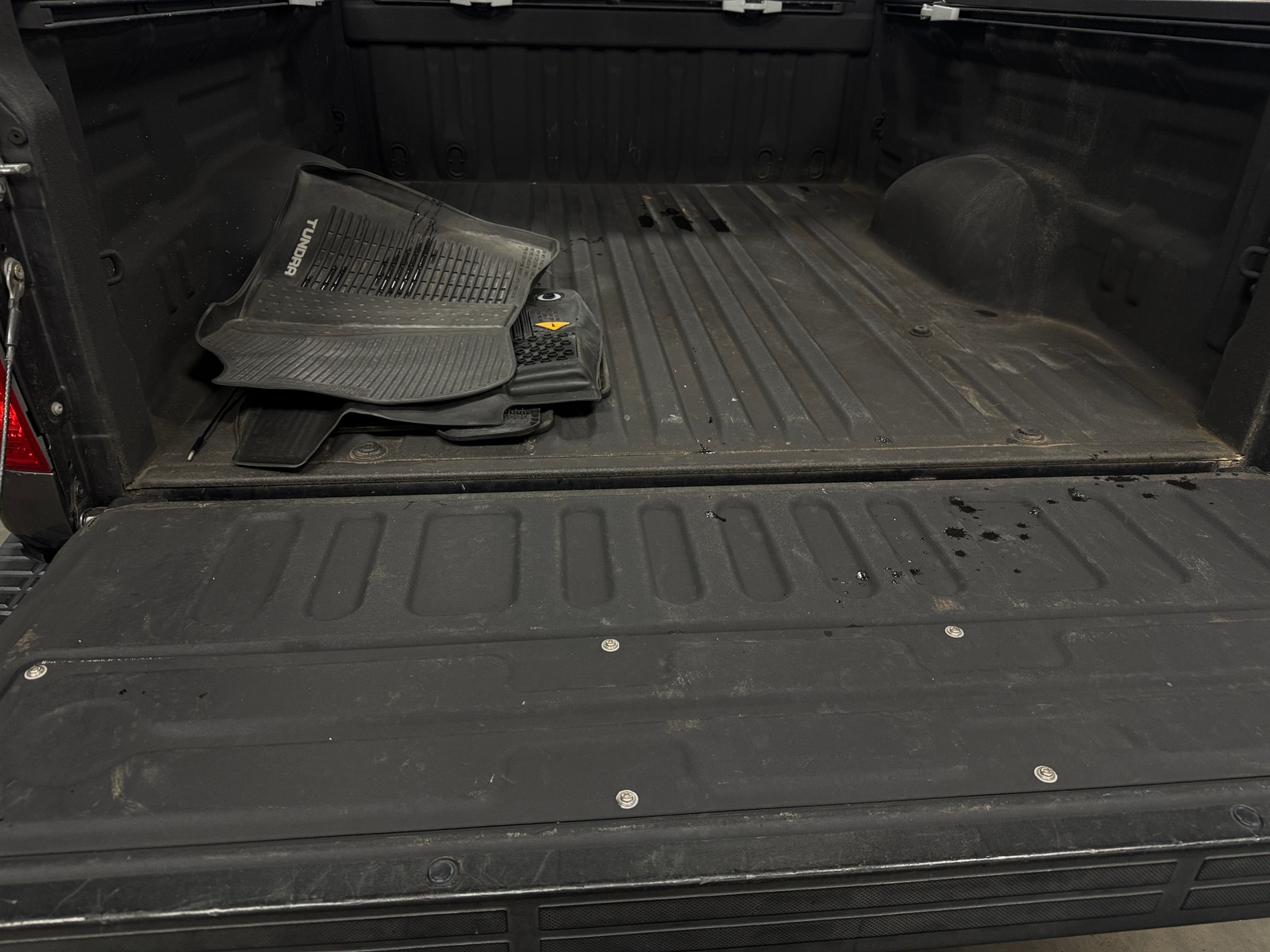 Thumbnail: 2017 Toyota Tundra - 7