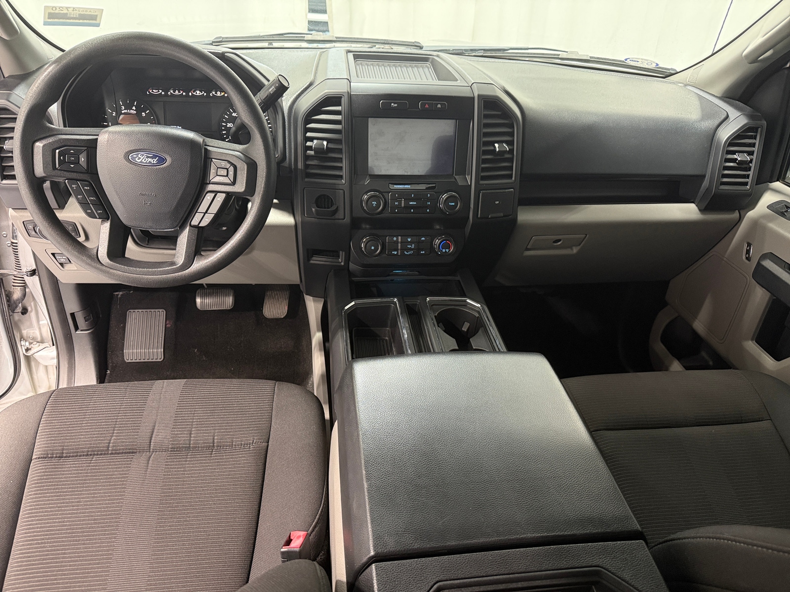 Thumbnail: 2019 Ford Econoline - 3