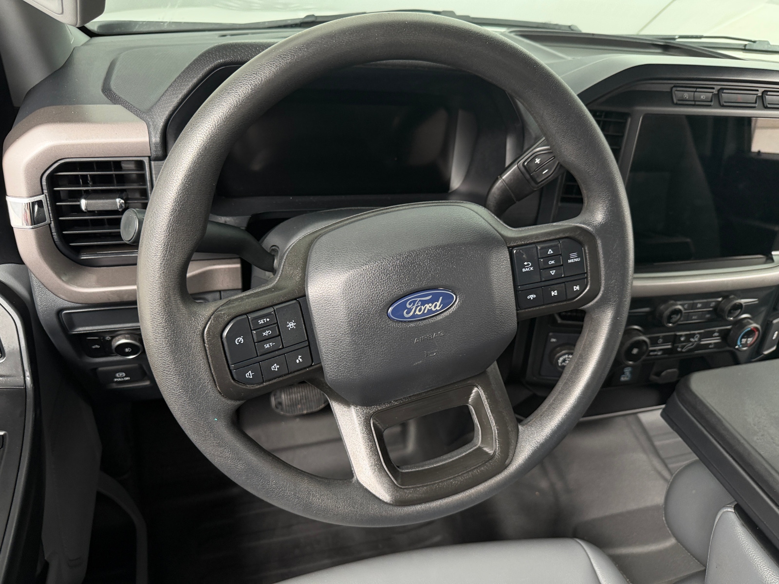 Thumbnail: 2024 Ford Econoline - 5