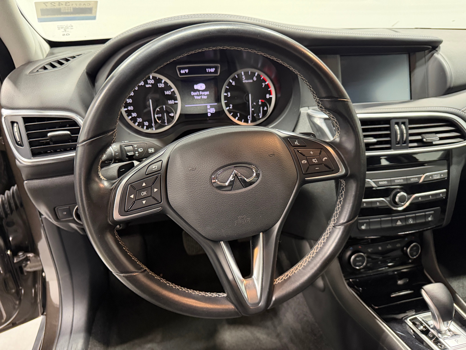 Thumbnail: 2018 INFINITI QX30 - 4