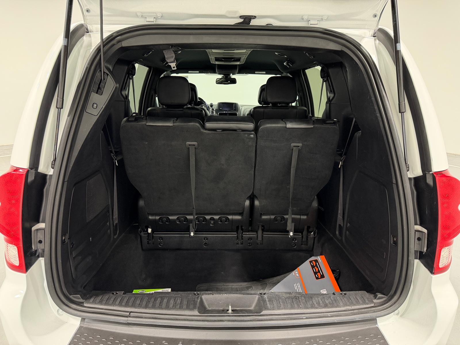 Thumbnail: 2019 Dodge Grand Caravan - 6