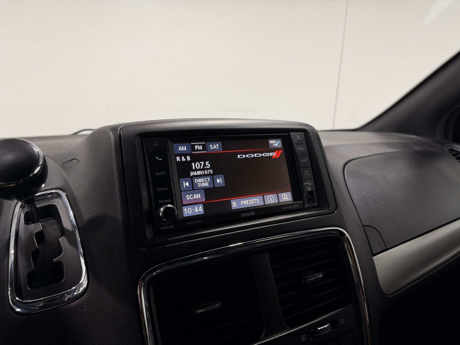 Thumbnail: 2019 Dodge Grand Caravan - 3