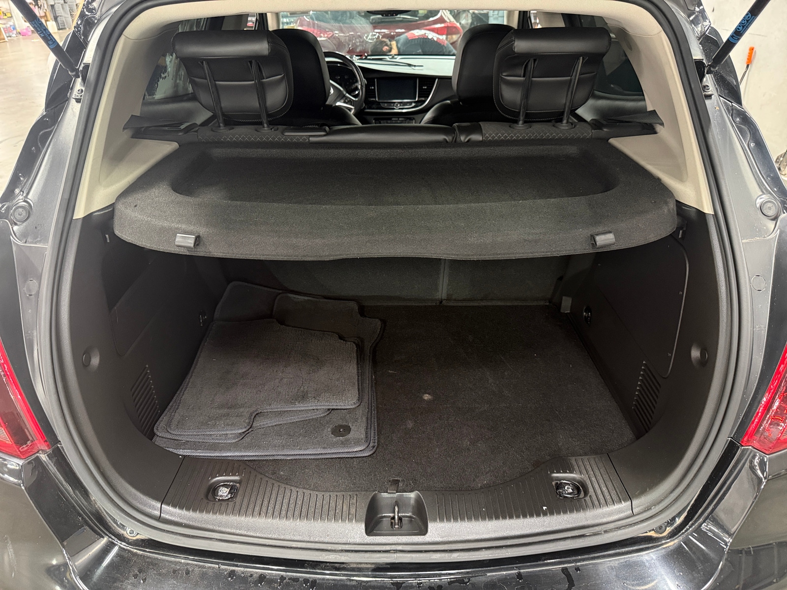 Thumbnail: 2020 Buick Encore - 7