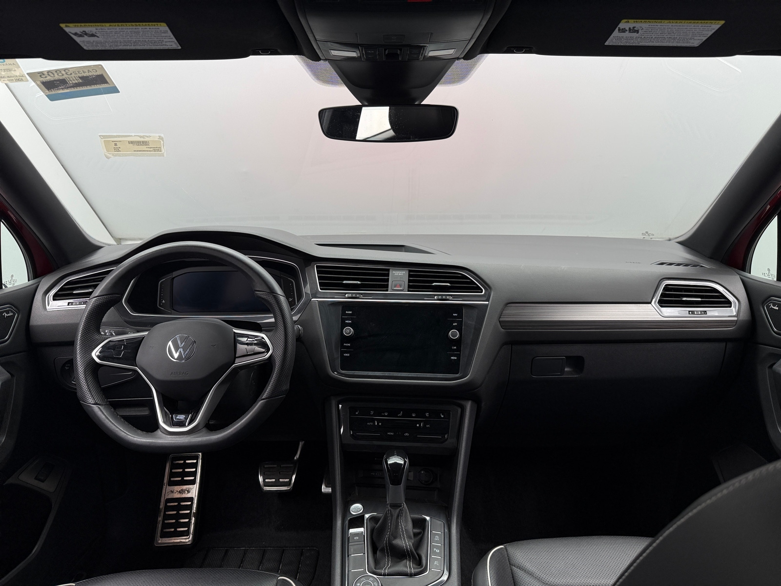 Thumbnail: 2024 Volkswagen Tiguan - 2